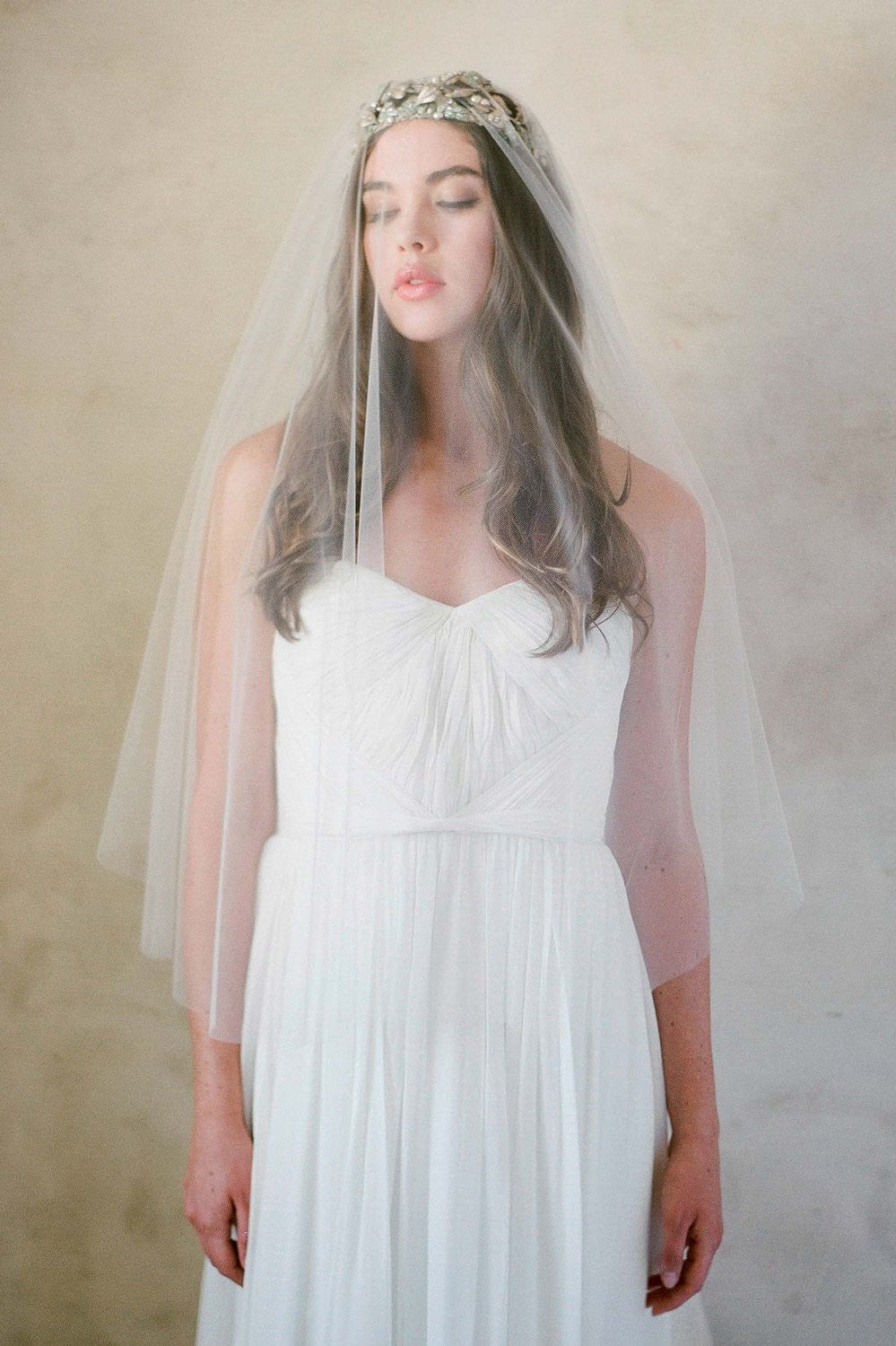 Ethereal Luxury Blusher & Cathedral Veil - Soft Pink Cheek Makeup & Bridal Accessory for Weddings, Photo Shoots & Special Events