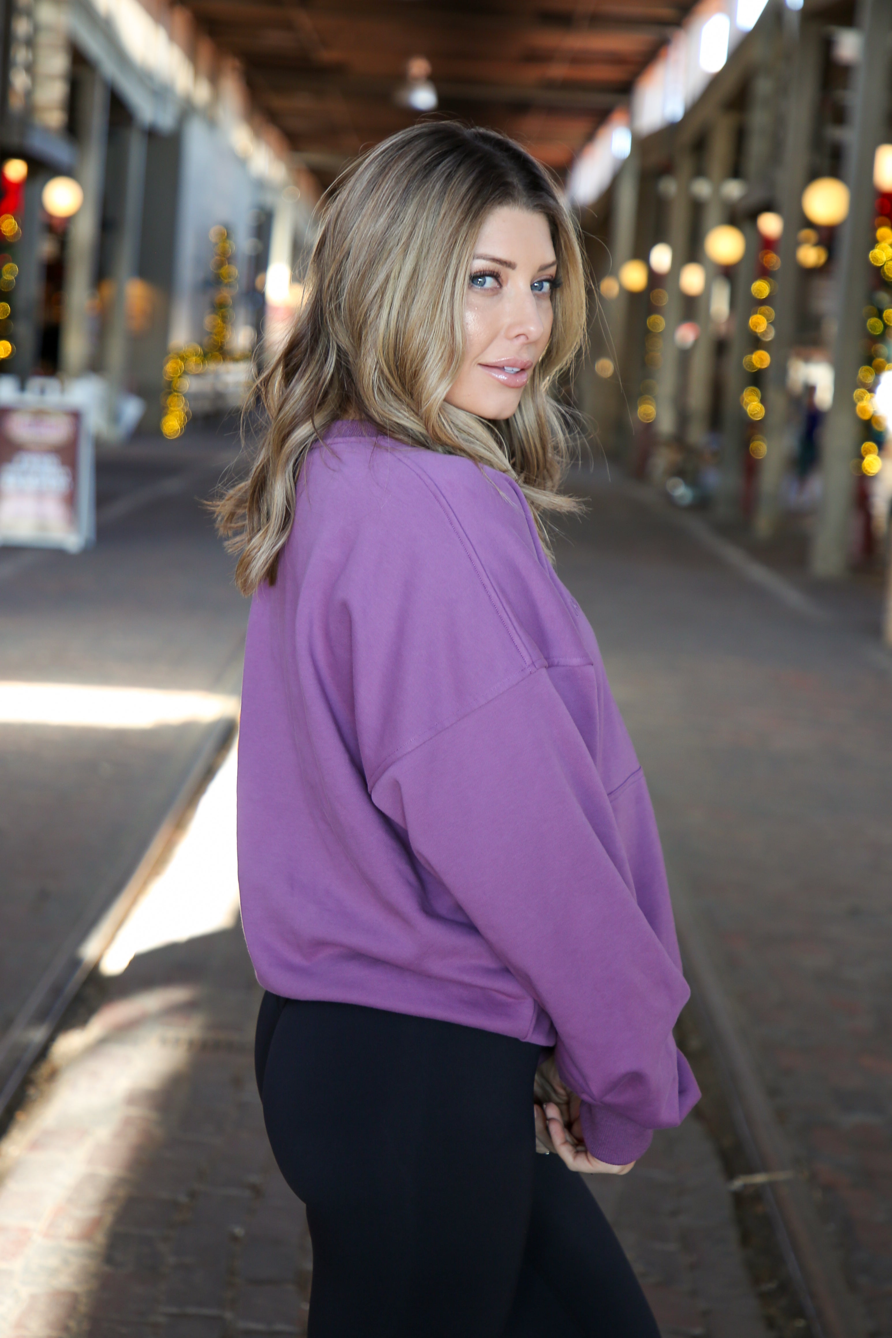 Purple Crewneck Sweatshirt for Men & Women | Soft & Comfortable Casual Wear | Perfect for Everyday Outfits, Gym, and Lounge
