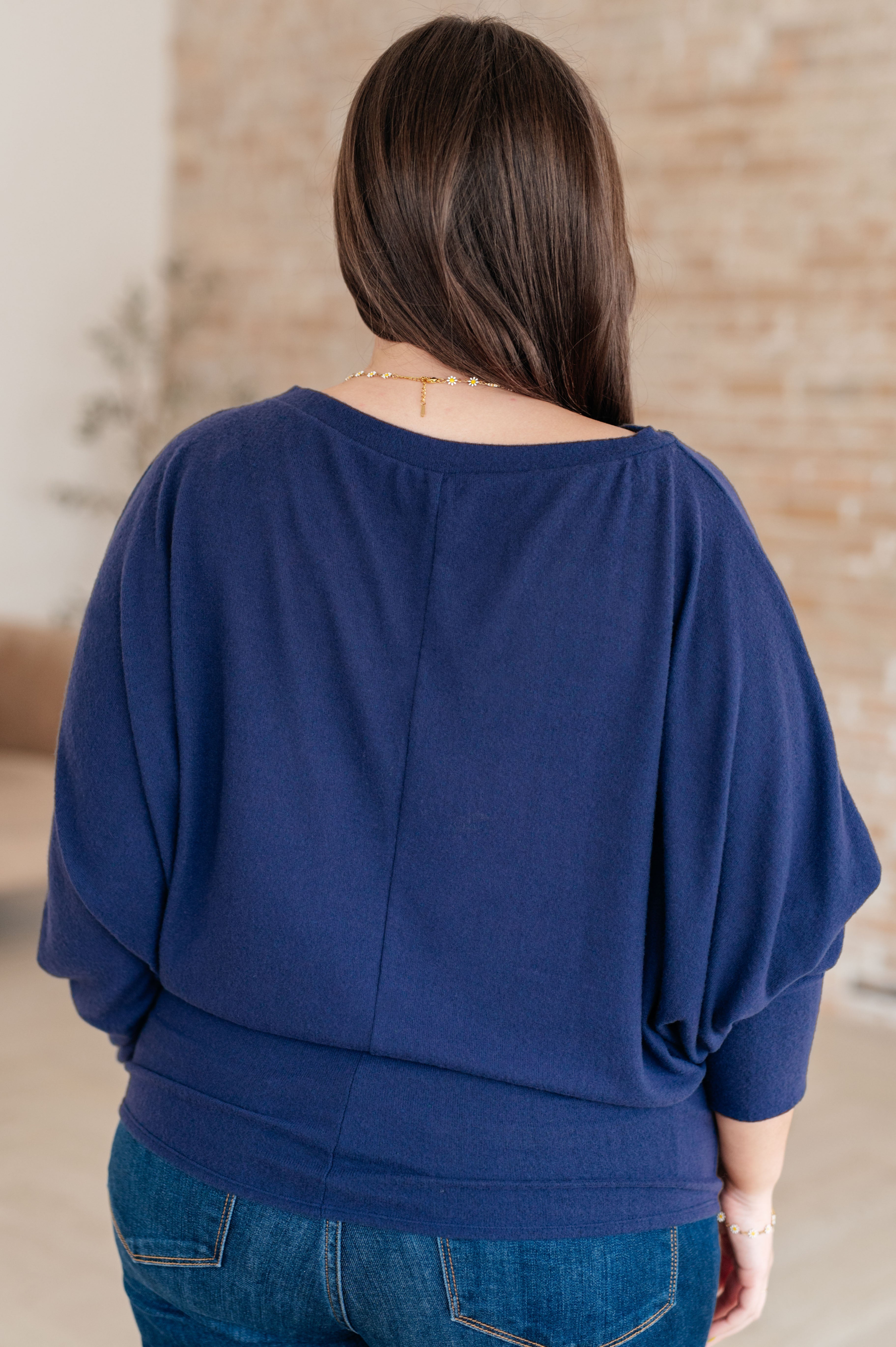 Stylish Batwing Sleeve Top for Women - Comfortable & Trendy Loose Fit Blouse for Casual Outings, Work, and Weekend Wear