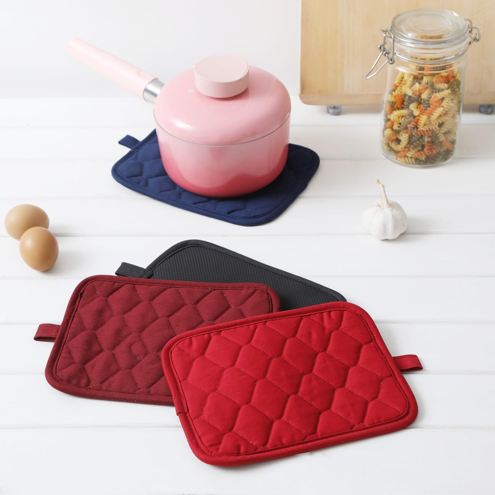 Glynniss Anti-Slip Heat Resistant Pot Holders Set - 2PCS Cotton Oven Mitts with Neoprene Lining (450°F Protection, 7x9 Inches, Machine Washable, Black) - Perfect for Cooking, Baking & Serving Hot Dishes Safely