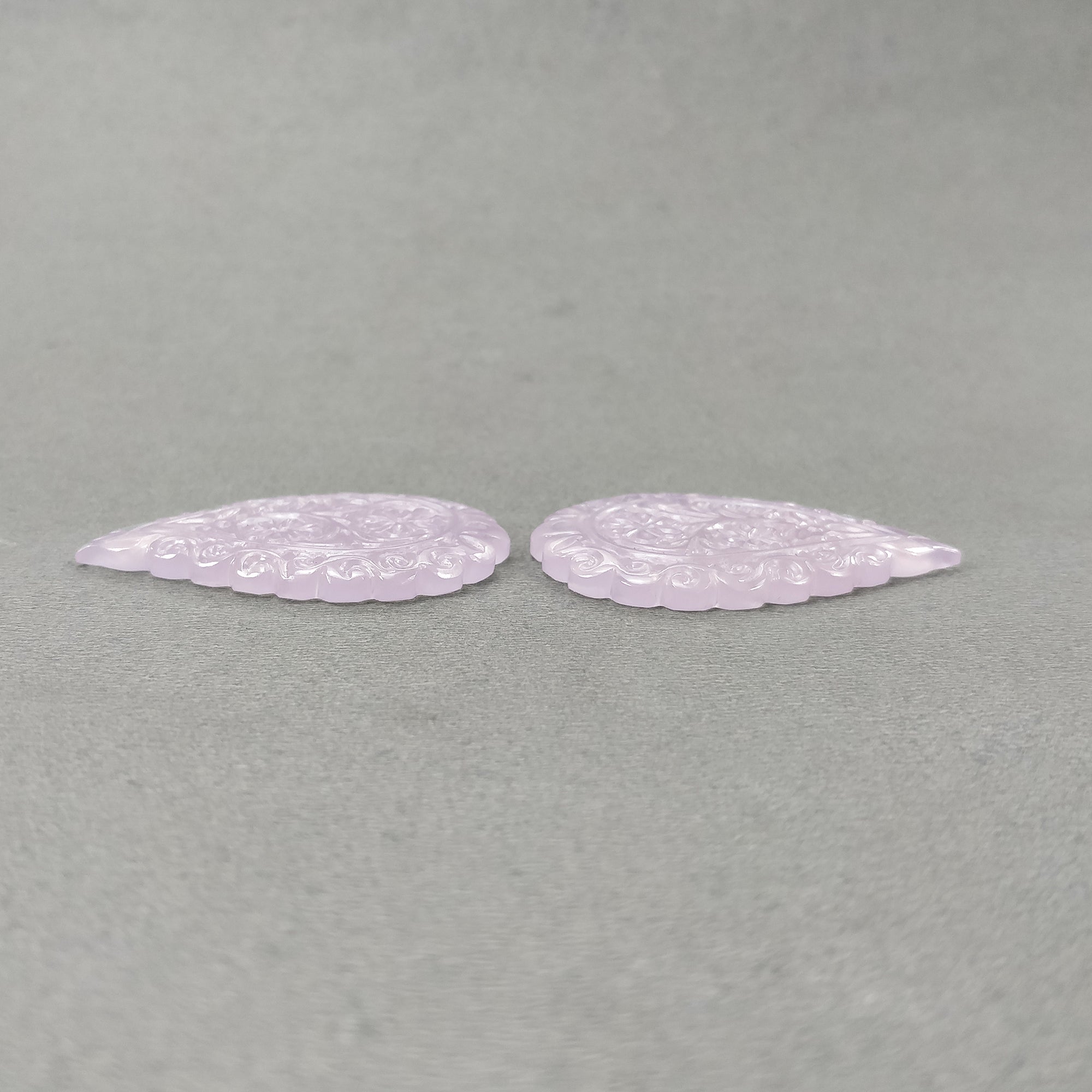 79.35ct Natural Pink Chalcedony Gemstone - Hand Carved Indian Leaf Design (46x30.5mm & 46.5x31mm) 2pc Set - Untreated Healing Stone for Jewelry Making, Meditation & Spiritual Gifts