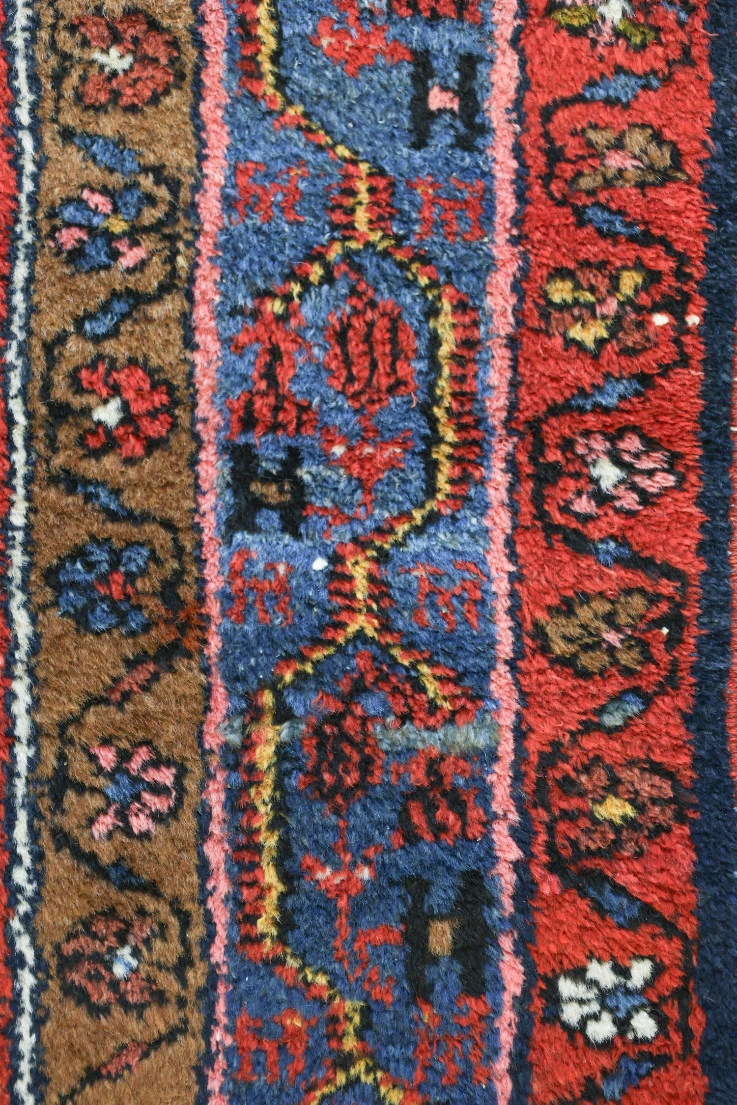 Antique Hamadan Handwoven Tribal Rug - Authentic Persian Carpet JF8682 | Perfect for Living Room, Bedroom & Home Decor