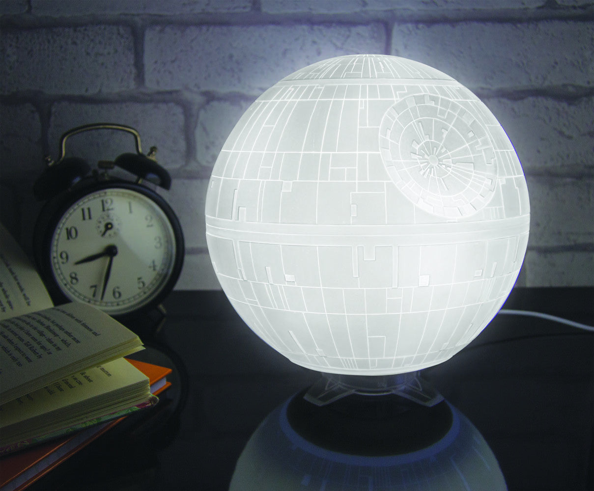 Star Wars Themed LED Mood Light - Darth Vader & Yoda Night Light for Kids & Adults - Perfect for Bedroom, Gaming Room & Home Decor