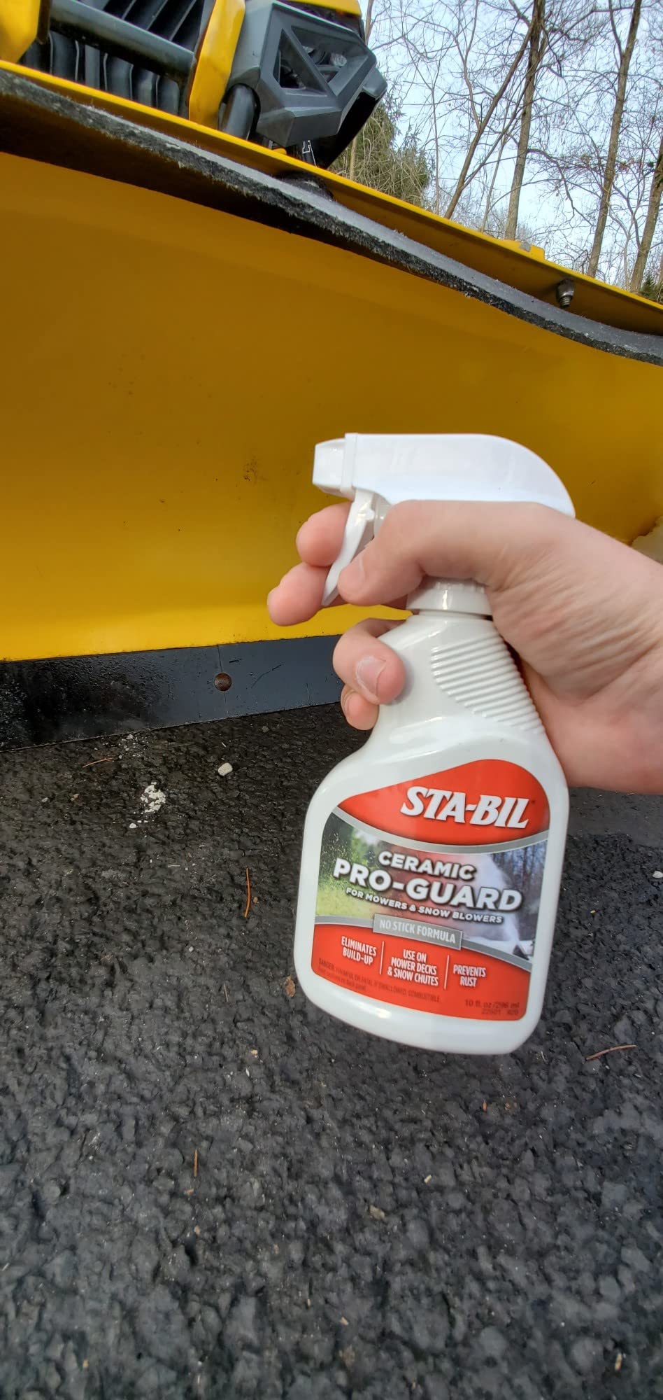 STA-BIL Ceramic Pro Guard – Advanced Ceramic Coating for Lawn Mowers & Snowblowers – Non-Stick Protection Formula – 10oz (Packaging May Vary) – Prevent Rust & Extend Equipment Life for Easy Winter & Summer Maintenance