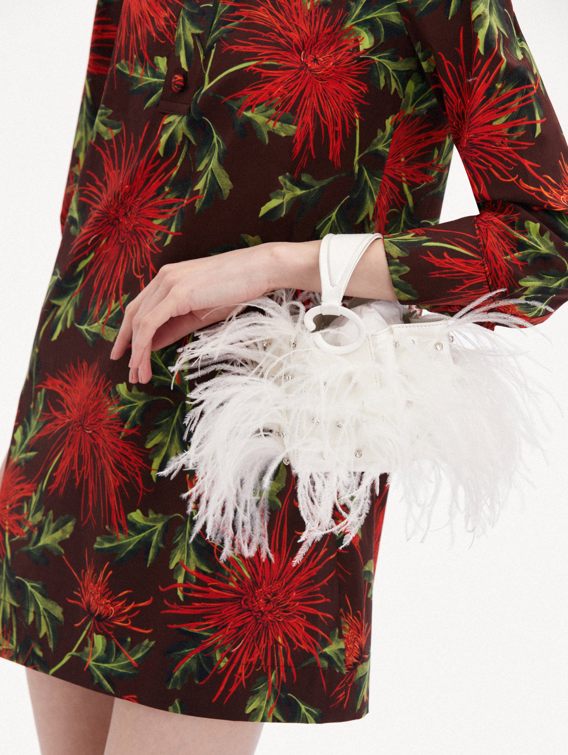 Luxury Nano Ostrich Feather O Handle Handbag for Women - Elegant Clutch Purse for Evening Parties, Weddings & Special Occasions