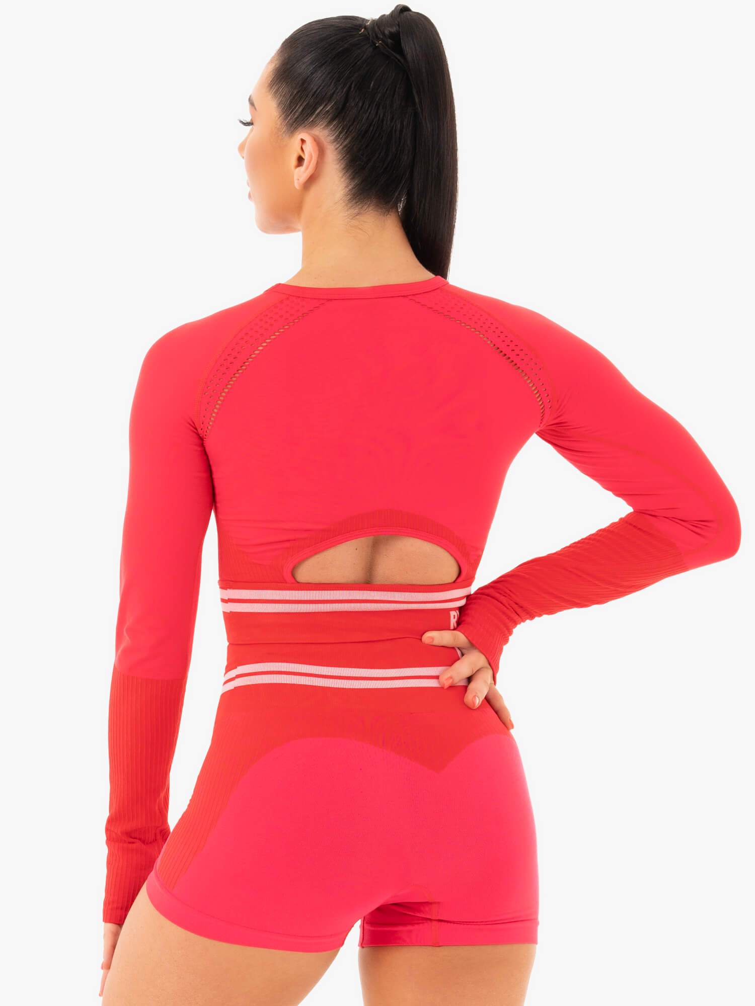 Freestyle Seamless Long Sleeve Crop Top - Red | Women's Workout & Yoga Shirt for Gym & Running | Comfortable Athletic Wear for Fitness & Daily Use