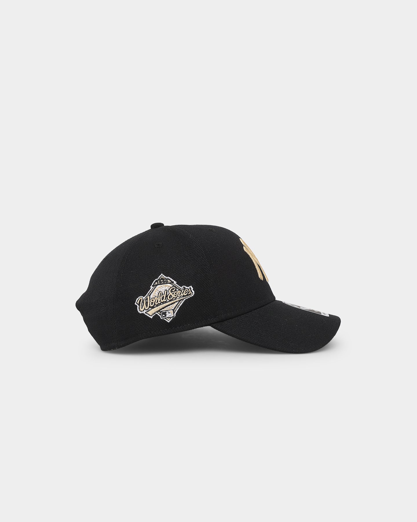 47 Brand New York Yankees Sure Shot 47 MVP Snapback Black Hat - Official MLB Licensed Adjustable Baseball Cap for Men & Women - Perfect for Games, Sports, and Streetwear Fashion