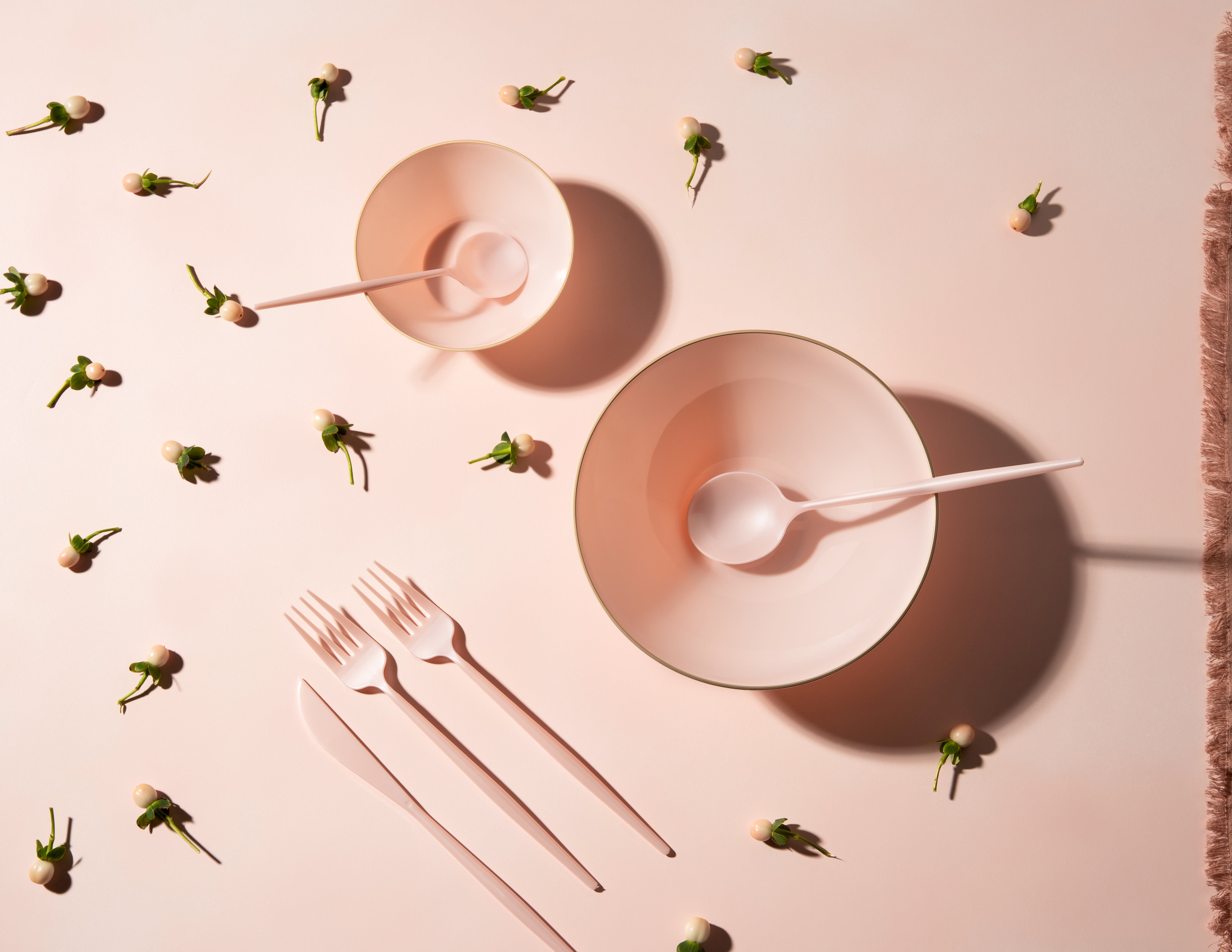 Noble Collection Pearl Pink Flatware Set - 40-Piece Silverware for 8 Place Settings - Elegant Dinnerware for Weddings, Parties & Formal Dining