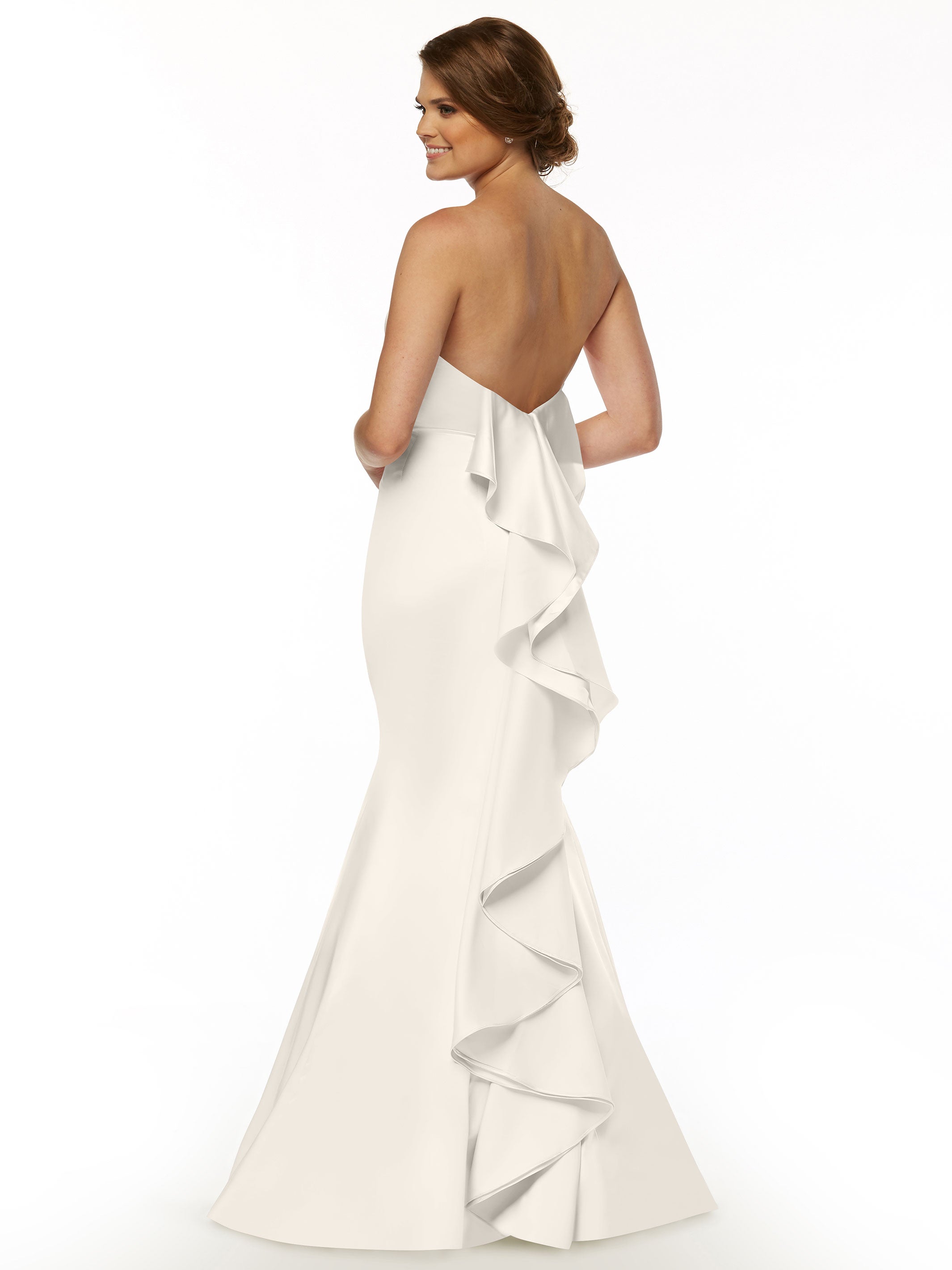 Elegant Strapless Satin Fit and Flare Bridesmaid Dress with Sweetheart Neckline - Perfect for Weddings, Formal Events & Special Occasions