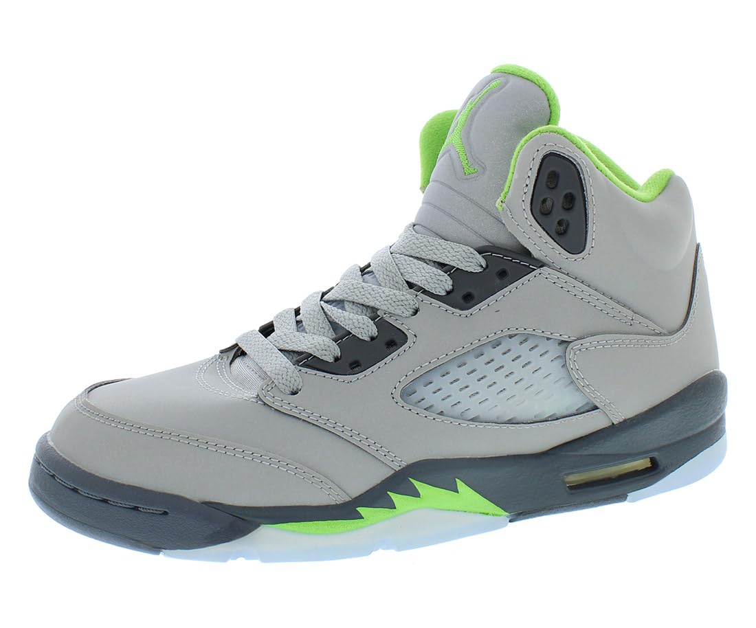 Nike Boys Air Jordan 5 Retro Sneakers - Big Kid Size Basketball Shoes for Kids, Comfortable & Durable - Perfect for School, Sports & Casual Wear