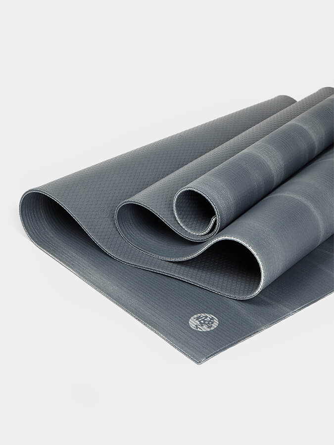 Premium Manduka PRO Yoga Mat 6mm - Extra Thick Non-Slip Eco-Friendly Exercise Mat for Hot Yoga, Pilates & Home Workouts - Ideal for Professional Yogis & Fitness Enthusiasts