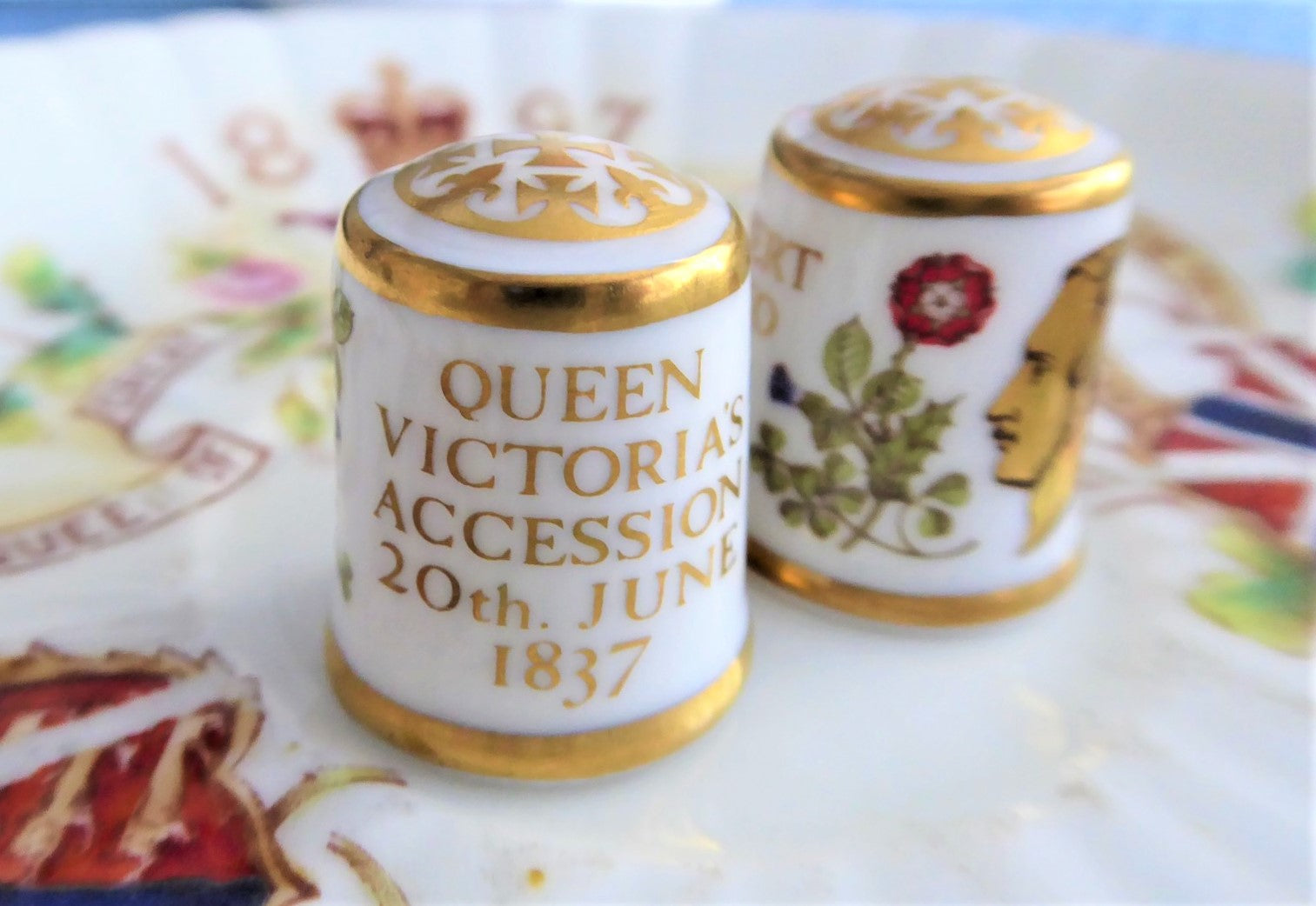 Royal Crown Derby Victoria & Albert Thimbles - 150th Anniversary Limited Edition (1837 Coronation) - Perfect for Collectors, Victorian Era Enthusiasts & Royal Memorabilia Displays