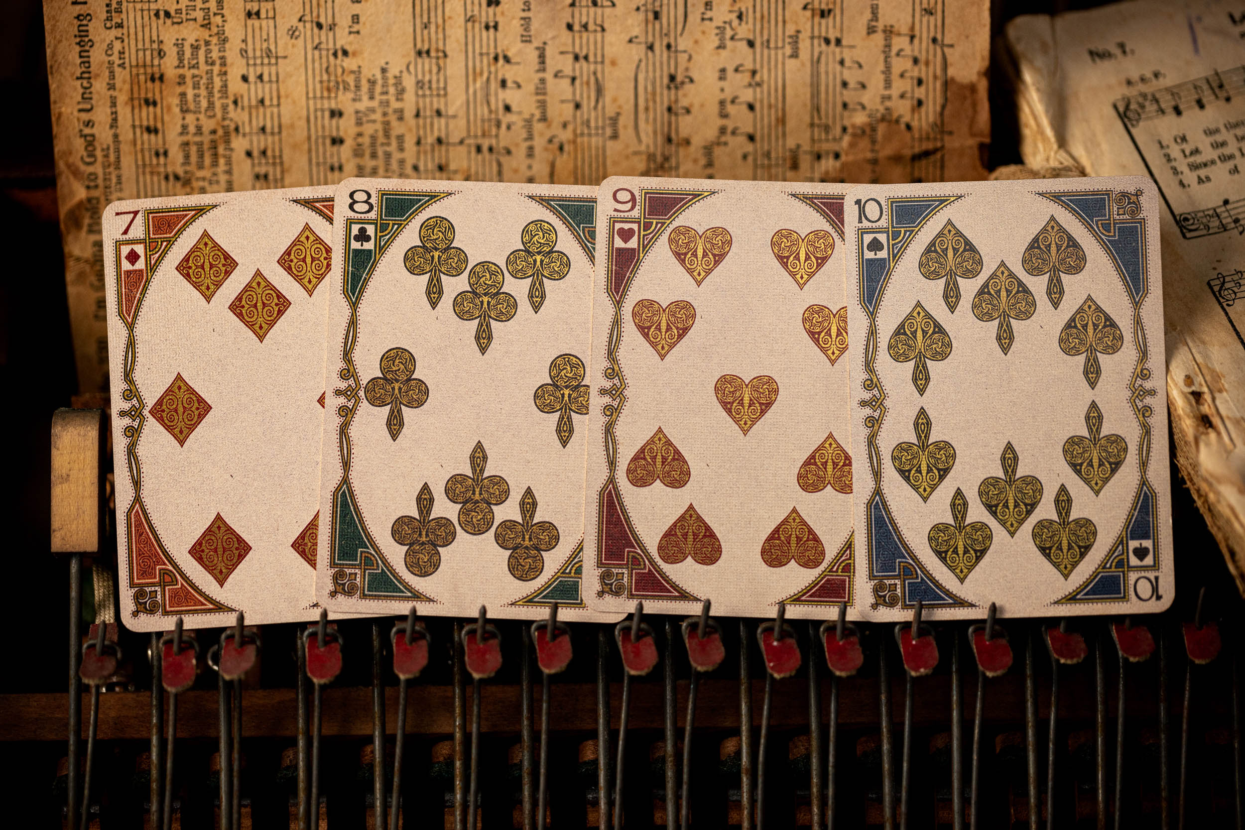 Premium Noel Standard Luxury Playing Cards - Elegant Casino-Grade Deck for Poker, Blackjack, and Card Magic Tricks | Perfect for Game Nights, Gifts, and Professional Use