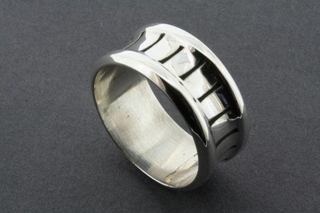 Concave Lined Band Ring - Sterling Silver 925 Jewelry for Women & Men - Perfect for Weddings, Anniversaries & Everyday Wear