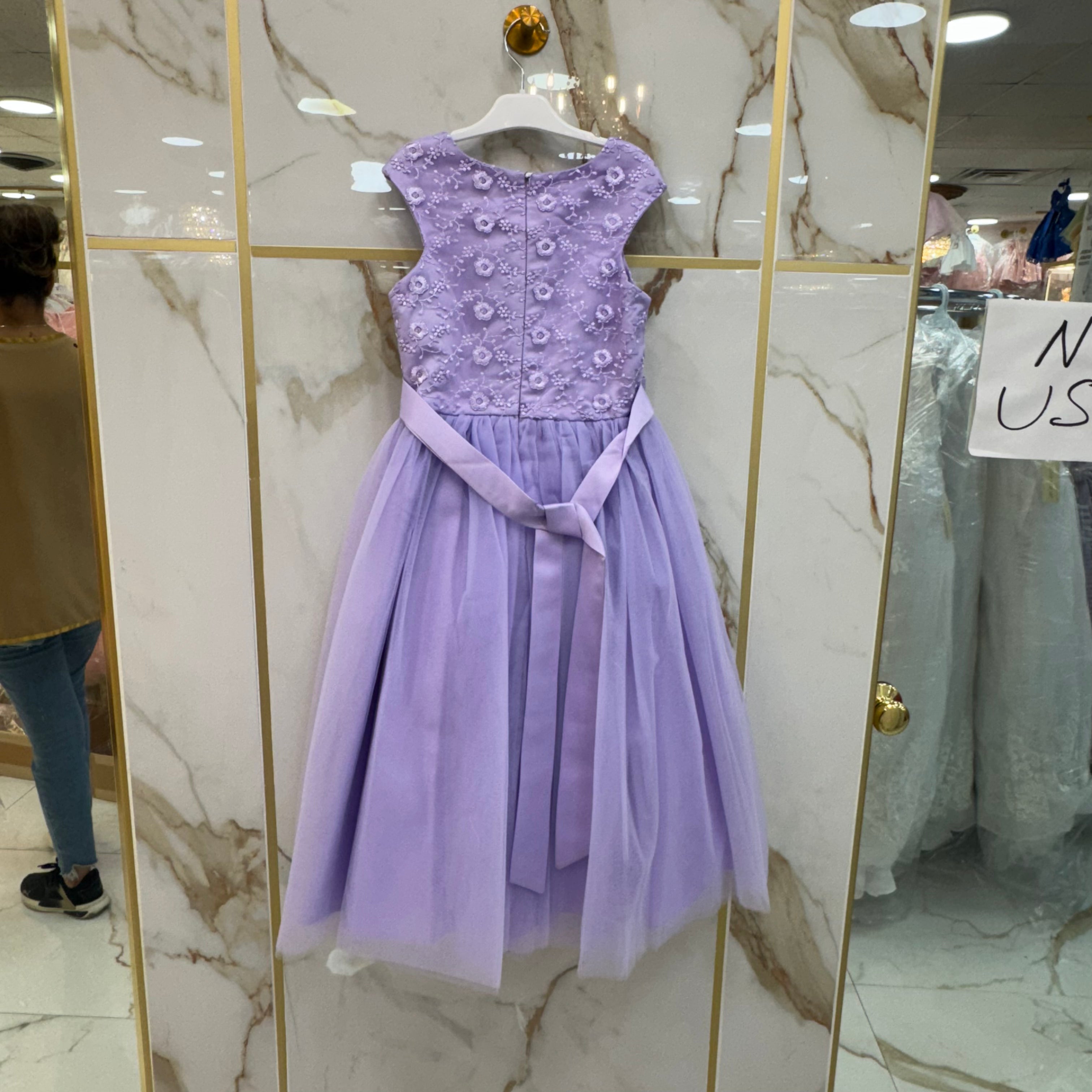 KE07 Elegant Flower Girl Dress for Weddings & Special Occasions - Perfect for Parties, Pageants & Celebrations