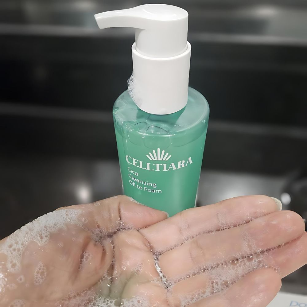 CELLTIARA Cica Cleansing Oil To Foam 200ml - Gentle Korean Face Wash for Sensitive Skin, Double Cleansing Makeup Remover - Perfect for Daily Skincare Routine & Travel