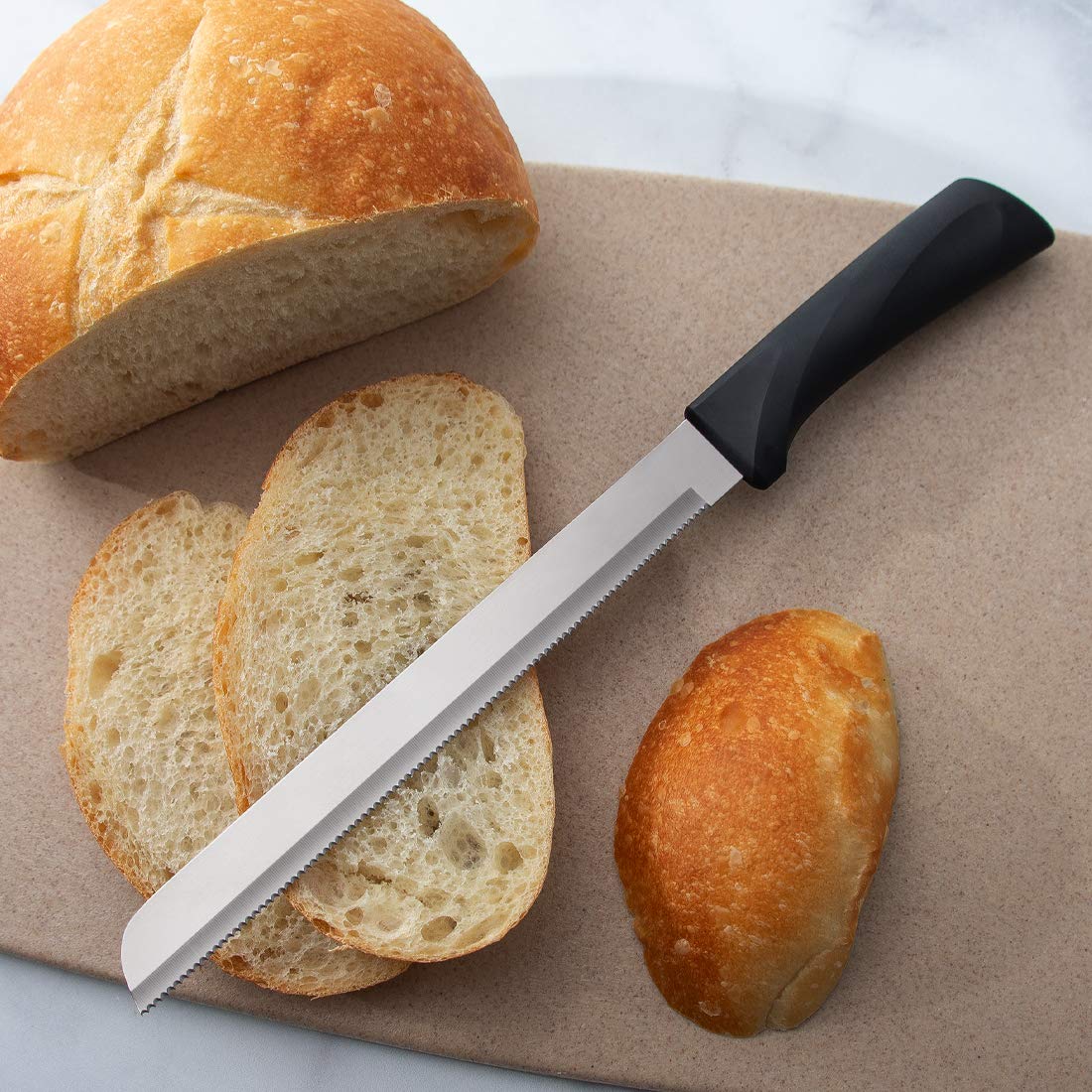 Rada Cutlery Anthem Series 8 Inch Bread Knife with Ergonomic Black Handle - Perfect for Slicing Bread, Bagels, and Pastries - Ideal for Home Kitchens, Bakeries, and Restaurants