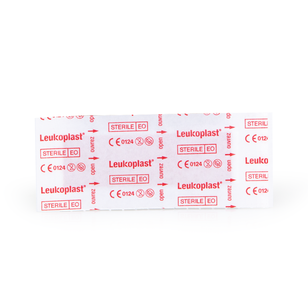 Coverplast Classic Fabric Bandages - Breathable, Flexible & Skin-Friendly Adhesive Band-Aids for Cuts, Scrapes & Wounds - First Aid Essential for Home, Office & Travel First Aid Kits