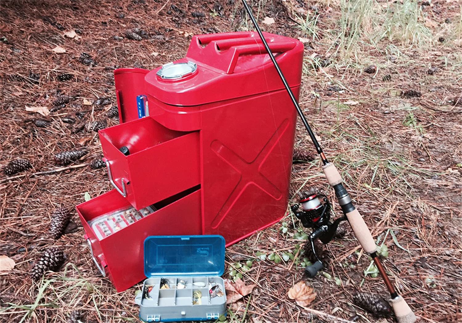 **RAMPAGE PRODUCTS Trail Can Utility Tool Box - Red, Universal Fit for 5-Gallon Metal Gas Cans (Model 86619) - Perfect for Off-Road, Camping & Outdoor Adventures**