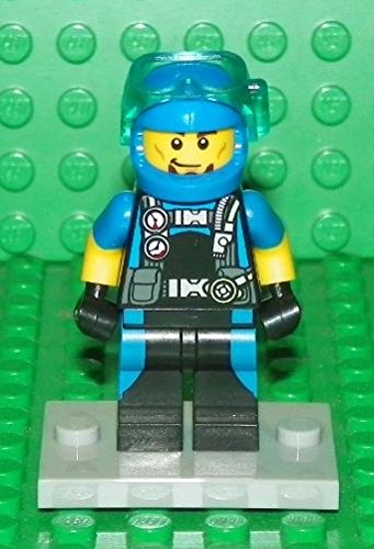 Qiyun Lego 5004077 Exclusive Scuba Diver Minifigure - Authentic Loose Lego Diving Figure for Collectors & Play - Perfect for Underwater Adventure Scenes & Lego City Sets