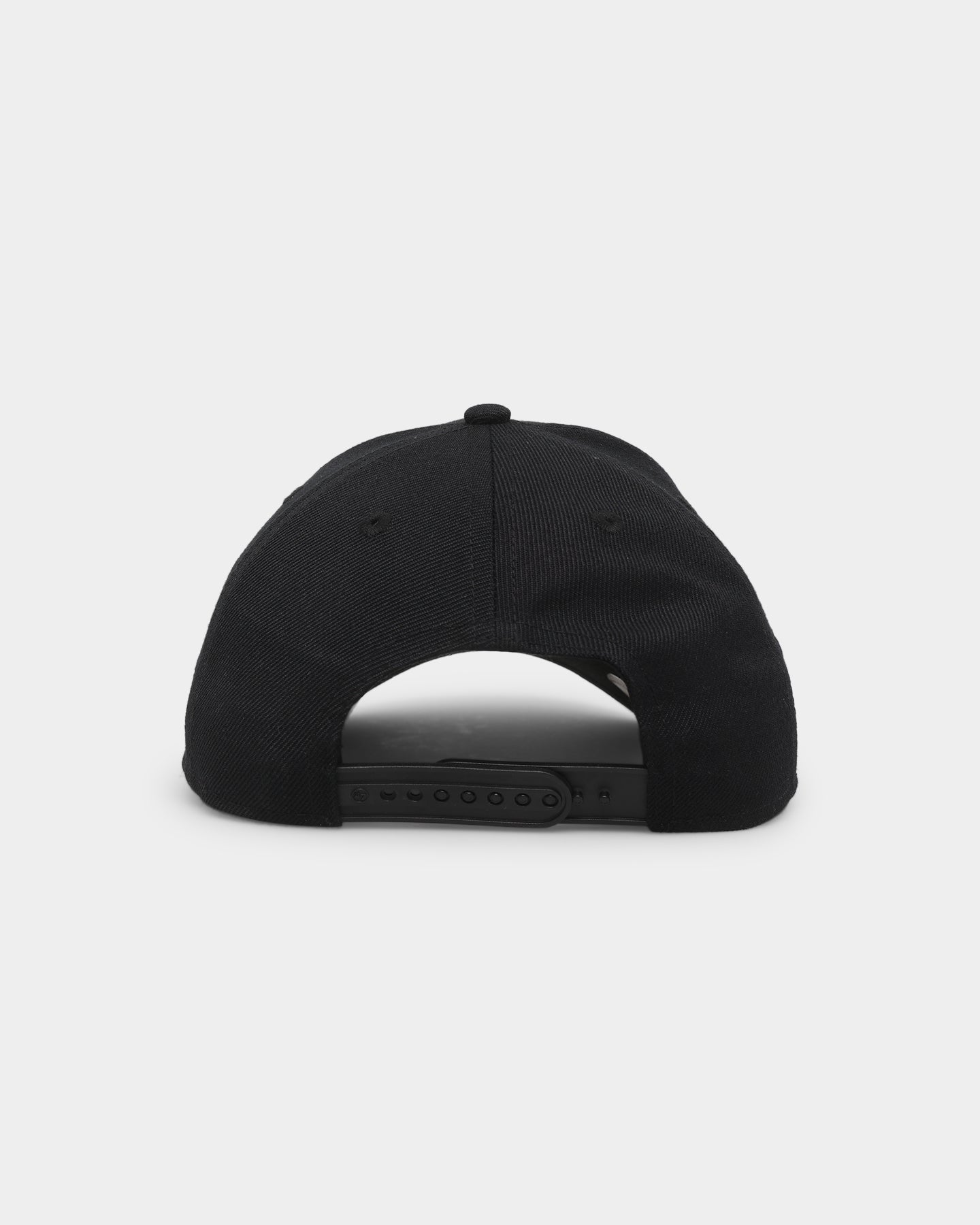 47 Brand Atlanta Braves Sure Shot 47 MVP DT Snapback Black Hat - Adjustable Baseball Cap for Men & Women - Perfect for Sports Fans, Casual Wear & Outdoor Activities