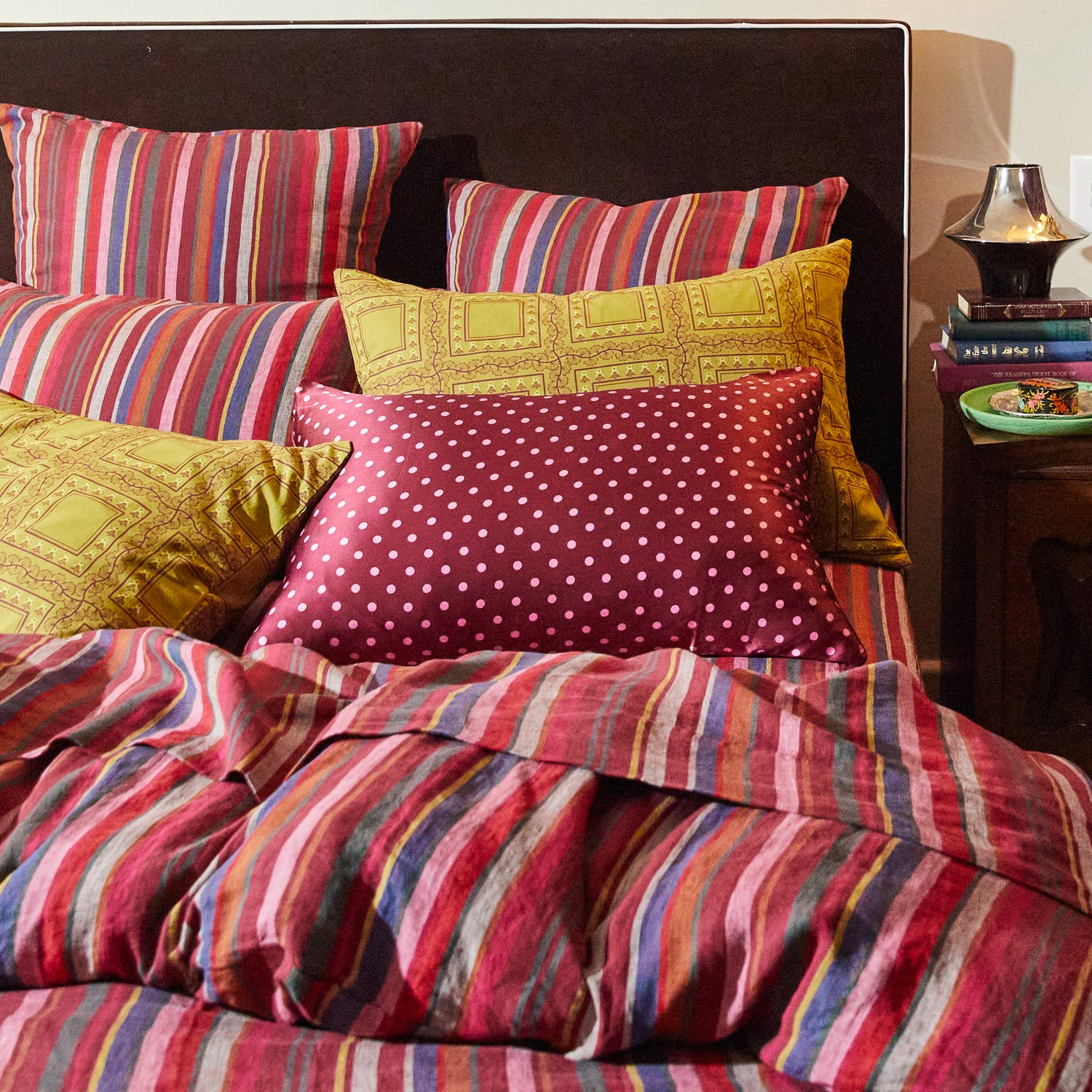 Premium Paige Silk Pillowcase - 100% Mulberry Silk, Mahogany Color - Luxury Bedding for Hair & Skin Care, Perfect for Beauty Sleep & Home Spa