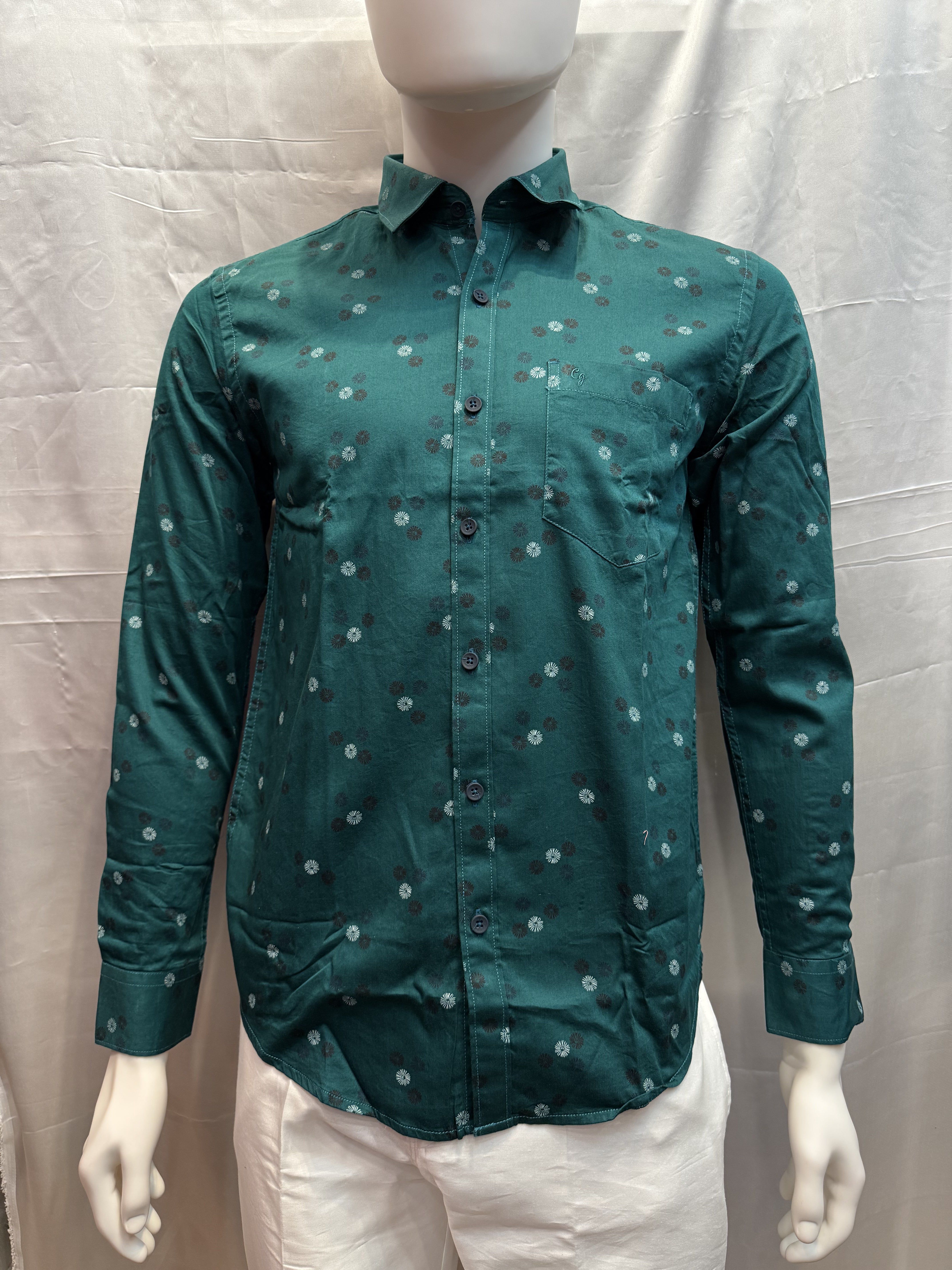 Premium Dark Green Long Sleeve Men's Dress Shirt - Formal & Business Casual Wear for Office, Meetings & Special Occasions