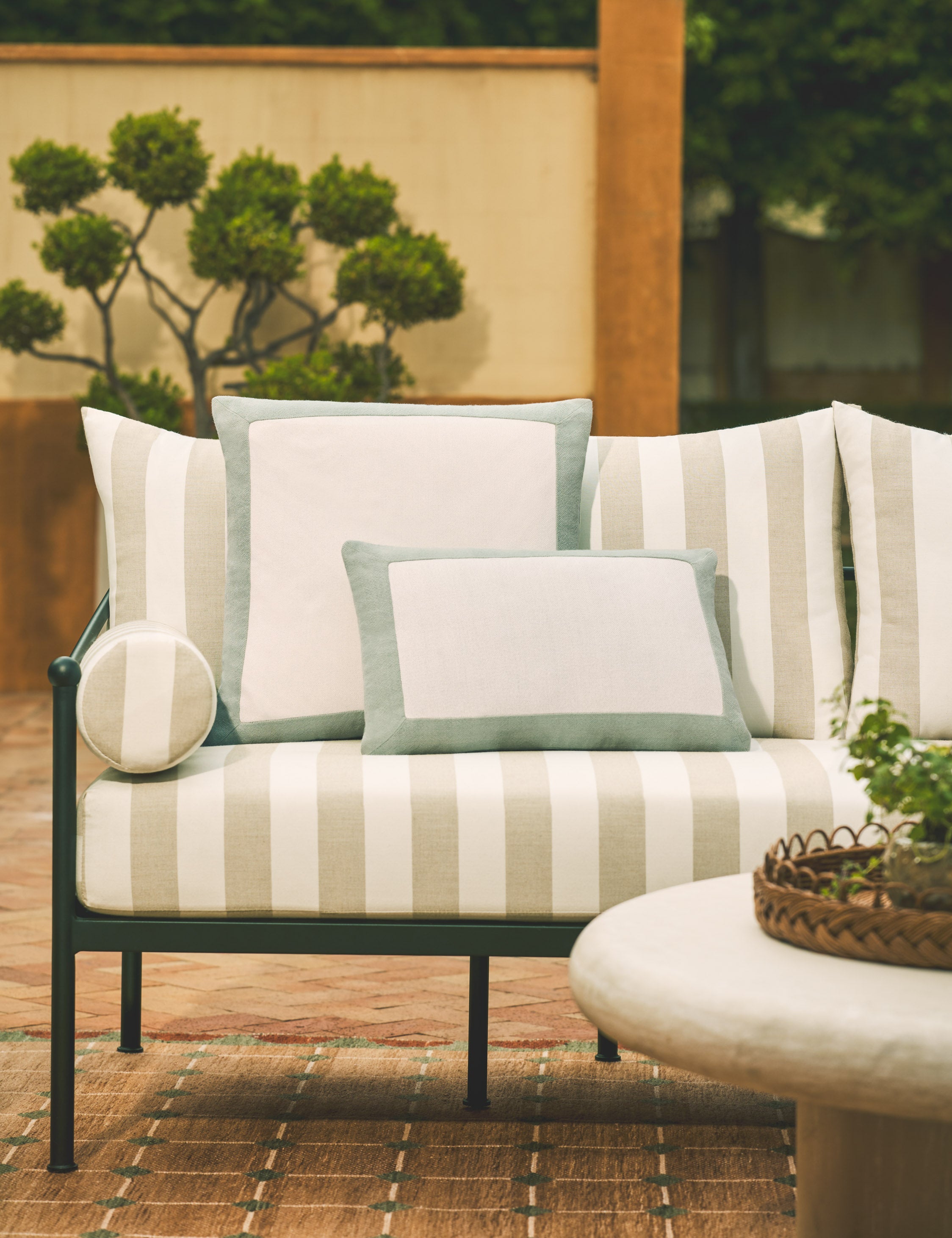 Amica Indoor Outdoor Pillow - Waterproof & Weather Resistant Cushion for Patio, Garden, Poolside & Home Decor - Perfect for Outdoor Furniture, Lounge Chairs & Sofas