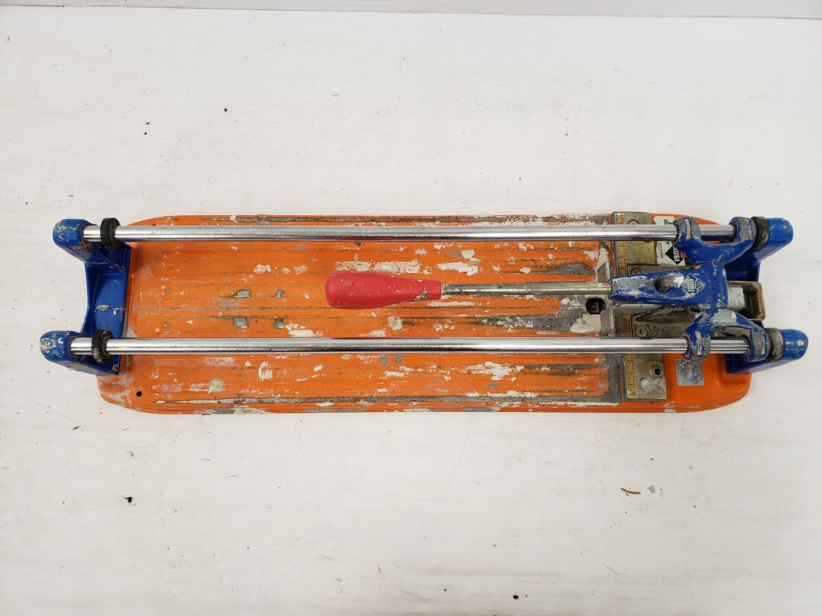Rubi TS40 Professional Tile Cutter - Heavy Duty Ceramic & Porcelain Tile Cutting Tool for Home Renovation and DIY Projects - Perfect for Bathroom, Kitchen Flooring and Backsplash Installation