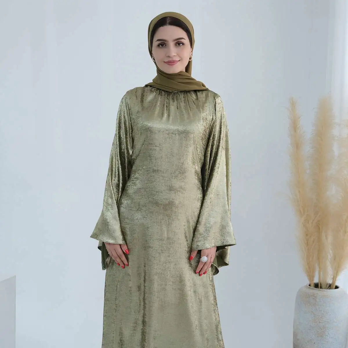 Elegant Muslim Women's Bronzing Gleam Abaya Dress - Modest Islamic Prayer Dress for Eid, Wedding & Special Occasions