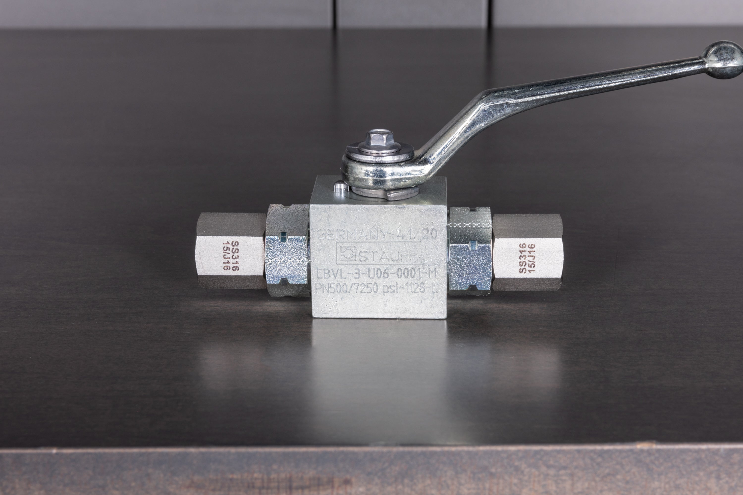 High Pressure 3 Way Valve - Brass Ball Valve for Water, Gas & Oil - Perfect for Plumbing, Irrigation & Industrial Applications