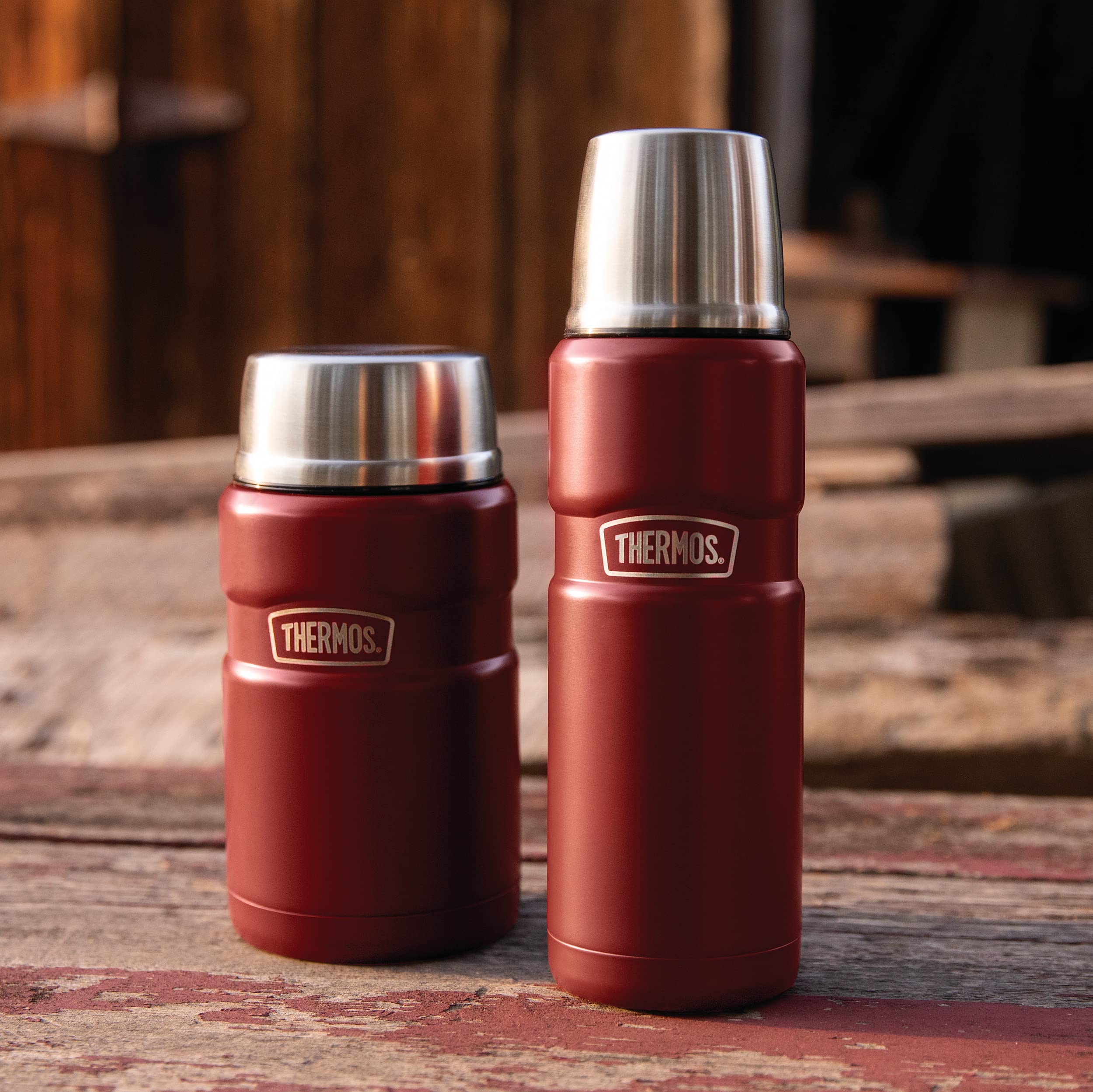 THERMOS Stainless King Vacuum-Insulated Compact Water Bottle - 16oz, Rustic Red - Keeps Drinks Hot/Cold for Hours - Perfect for Hiking, Camping & Office Use