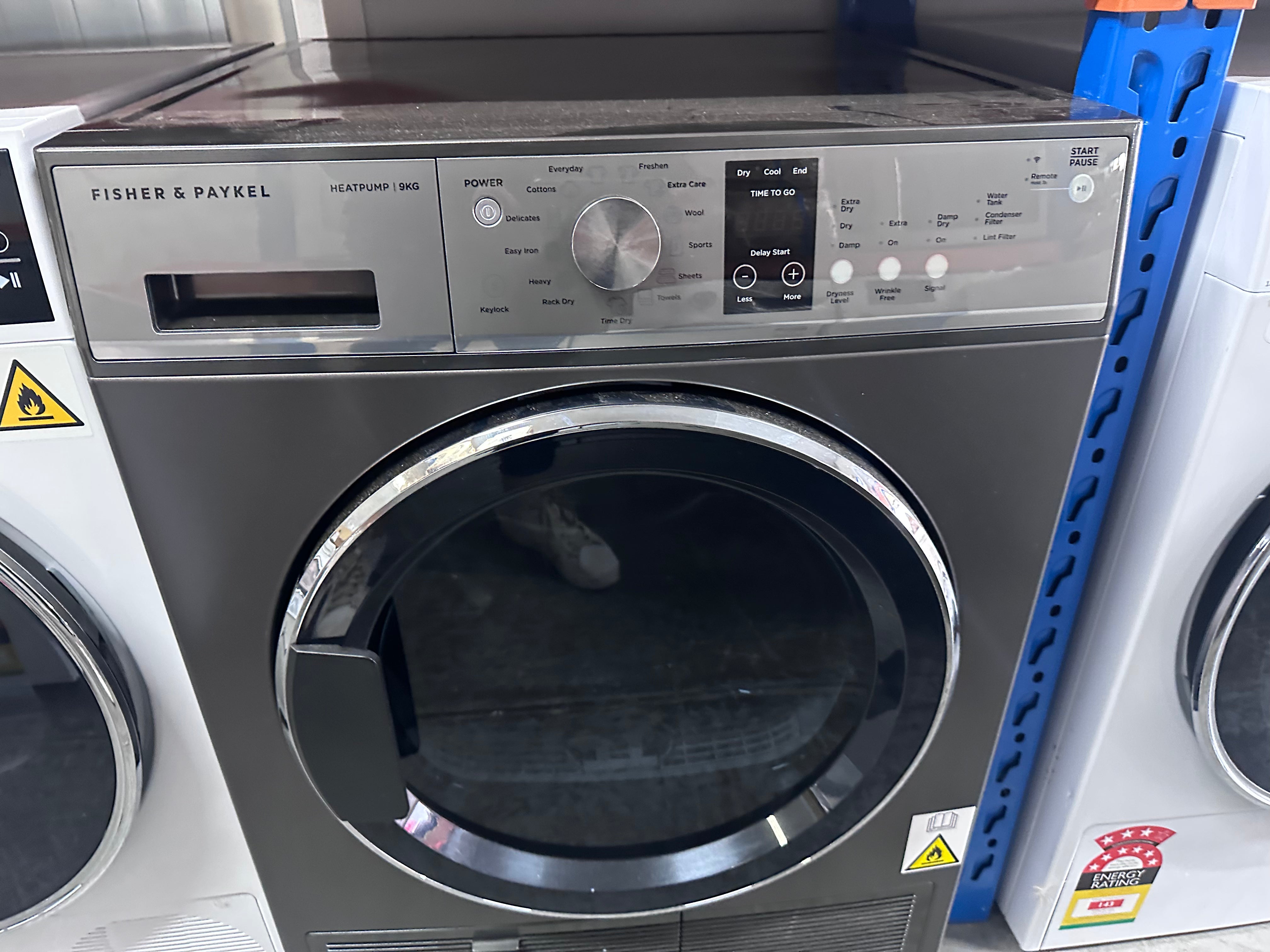 Fisher & Paykel DH9060PG2 9kg Heat Pump Dryer in Graphite - Energy Efficient Laundry Solution for Apartments & Small Homes [Factory Second]