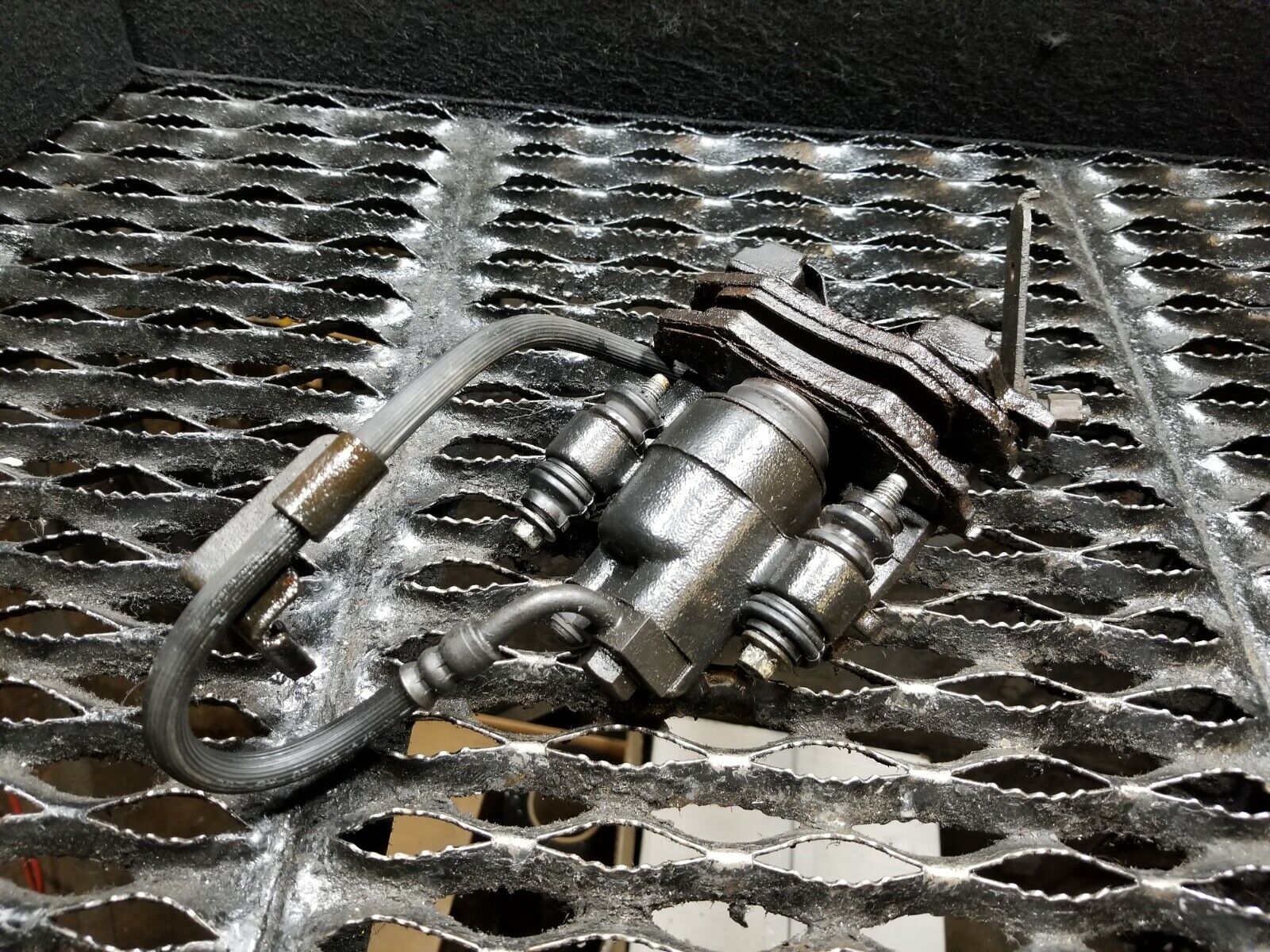 04 05 06 Chrysler Sebring Convertible Rear Driver Side Brake Caliper OEM Replacement Part - Perfect for Brake System Repair & Maintenance
