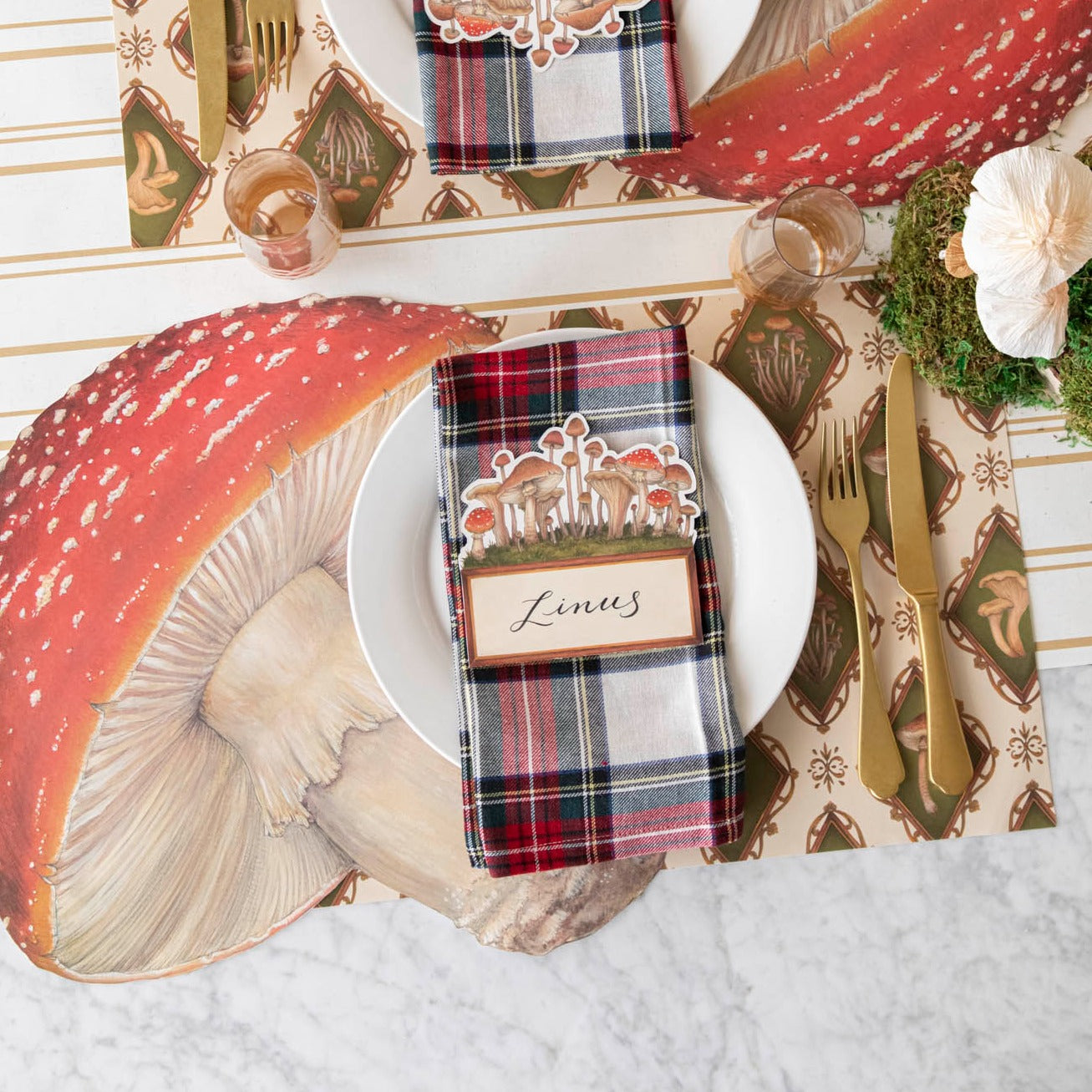 Eco-Friendly Die-Cut Mushroom Placemat for Dining Table - Perfect for Kitchen, Party, and Home Decor
