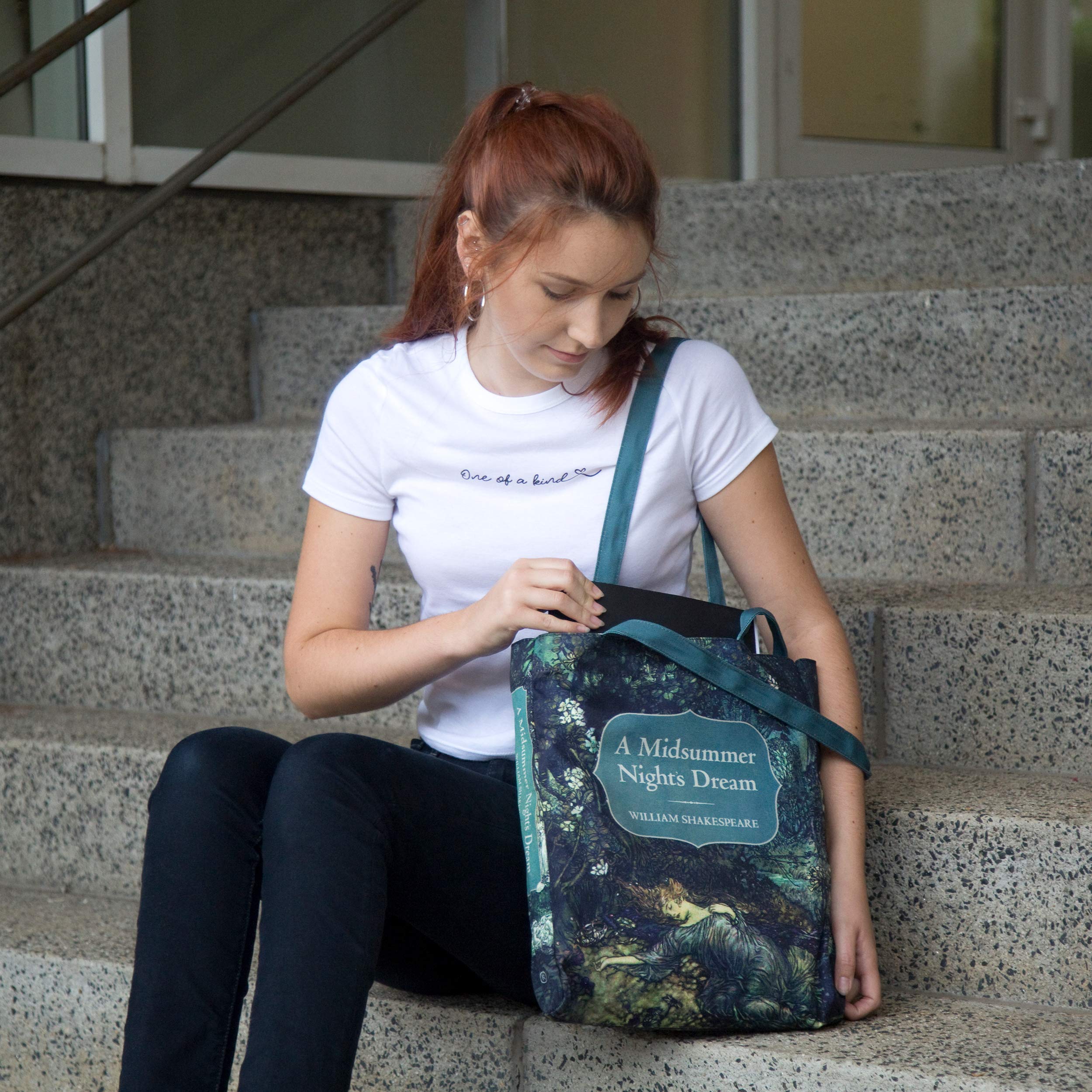 Well Read Book Themed Tote Bag for Book Lovers - Perfect Literary Gift for Readers & Bookworms - Durable Cotton Shoulder Bag for Library, Bookstore & Coffee Shop Outings