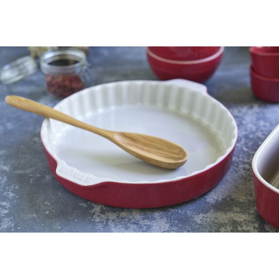 Staub 11.8 Inch Round Pie Dish - Cherry Red Enameled Cast Iron Baking Pan for Pies, Quiches & Tarts | Perfect for Thanksgiving, Christmas & Holiday Baking