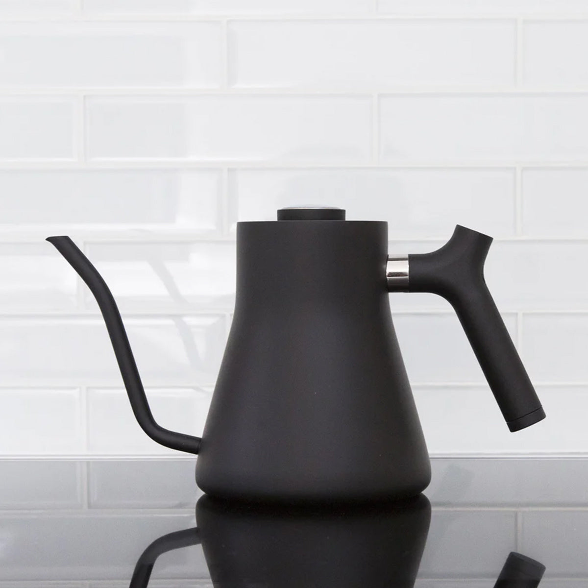 Premium Fellow Stagg Electric Pour Over Kettle - Matte Black Finish | Precision Gooseneck Spout for Perfect Coffee Brewing | Ideal for Home Baristas & Coffee Enthusiasts