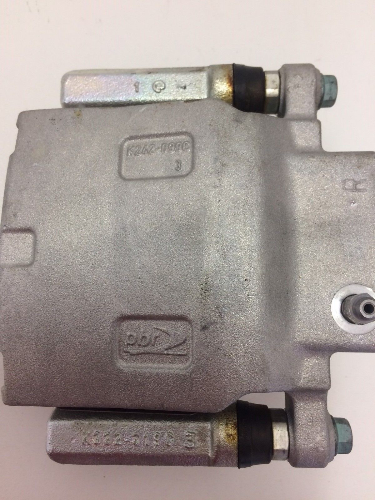 Genuine Holden Brake Caliper Right Rear for Commodore VE & Statesman WM - High Performance Replacement Part for Smooth Braking | Perfect for Daily Driving & Road Trips