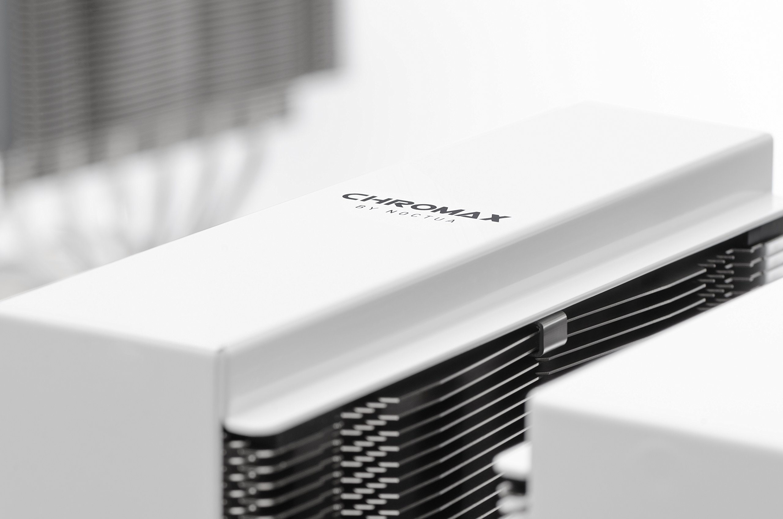 Noctua NH-D15 chromax.Black Premium CPU Cooler with NA-HC4 chromax.White Heatsink Covers - High Performance Air Cooling for Gaming PCs, Workstations, and Overclocking