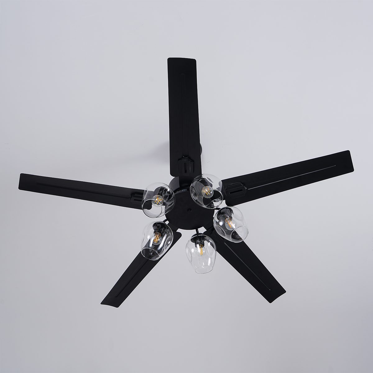 Vintage Black Ceiling Fan with Light Kit - Stylish & Energy Efficient for Living Room, Bedroom, or Patio