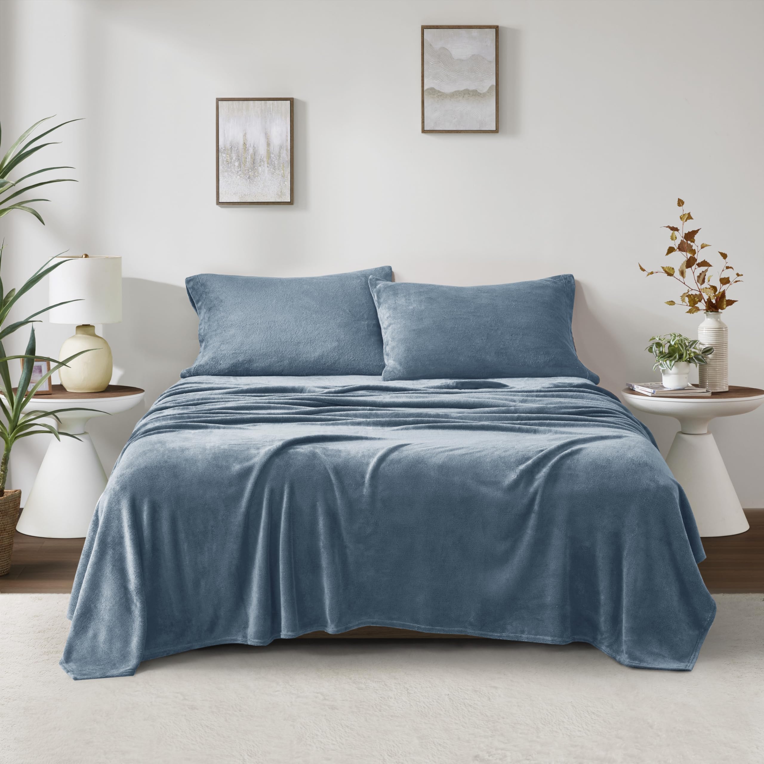 True North by Sleep Philosophy 4-Piece Plush Sheet Set - Queen Size, Solid Blue, Ultra Soft & Warm Bedding, Fitted Pocket Fits 16