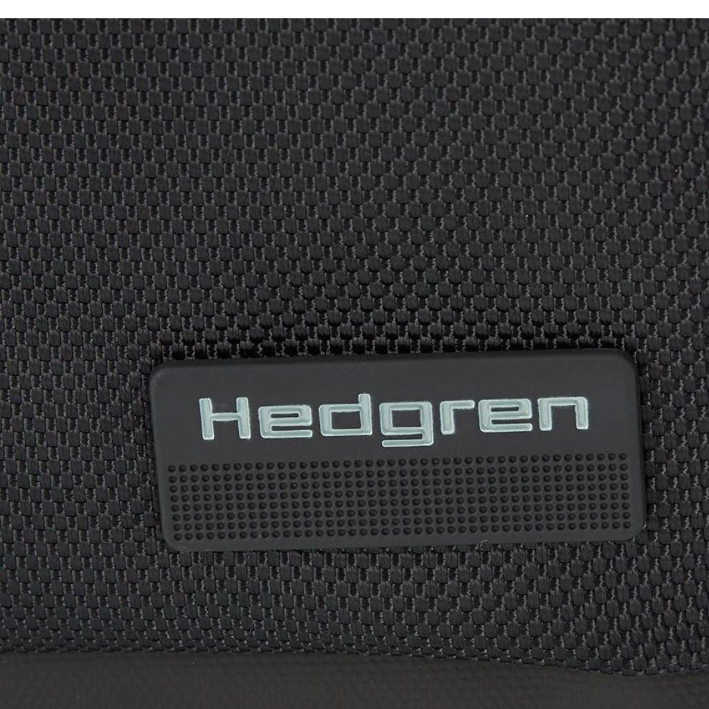 Hedgren Chip Shoulder Bag for Women & Men - Lightweight Travel Crossbody Bag, Water-Resistant Black Shoulder Purse - Perfect for Commuting, Shopping & Daily Essentials