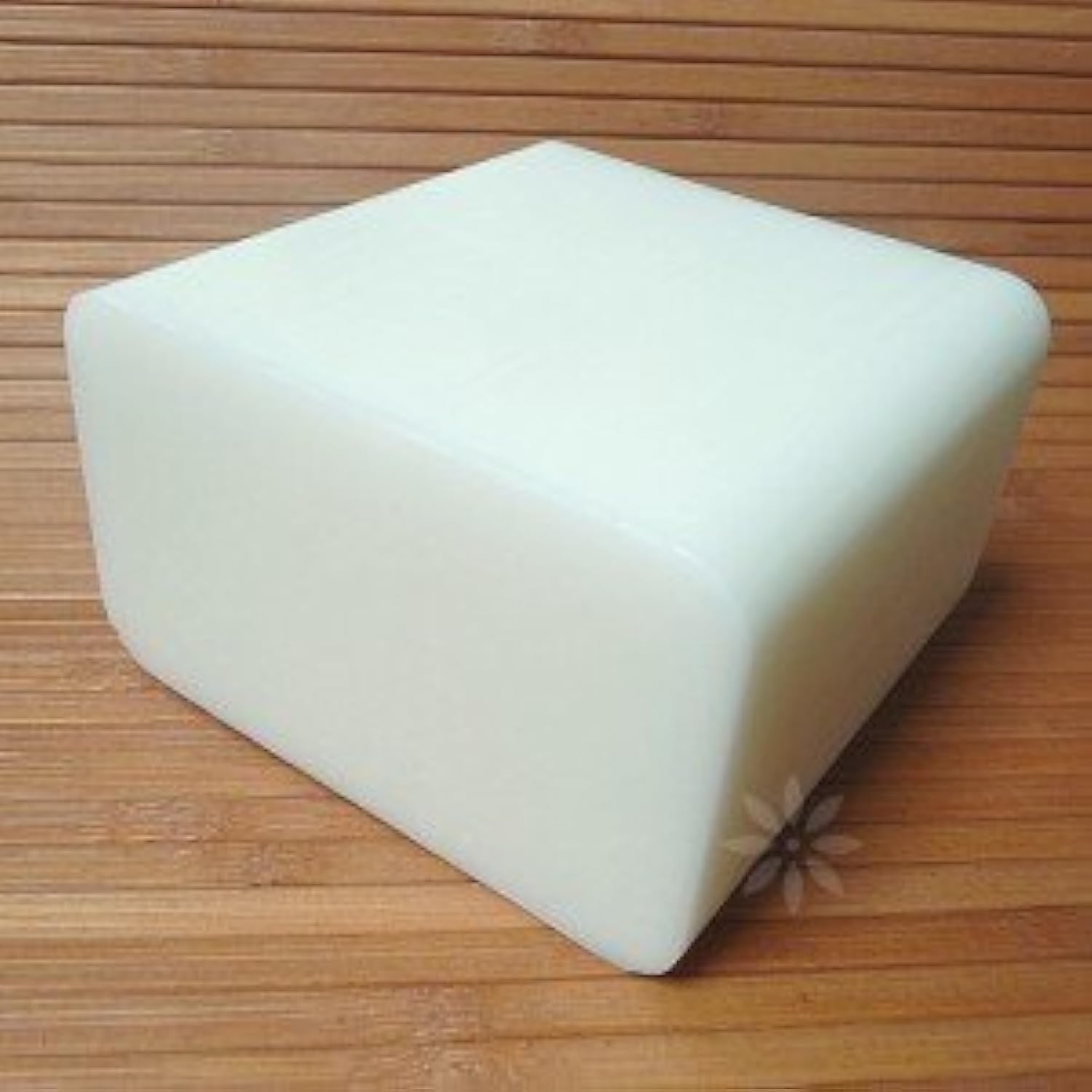 GLANZ NATURALS Goat Milk Melt & Pour Glycerin Soap Base - 1kg, Chemical-Free, Sulfate & Paraben-Free, Opaque Soap Making Base for DIY, Handmade Soaps, Gifts & Skincare - Perfect for Crafters & Homemade Beauty Products