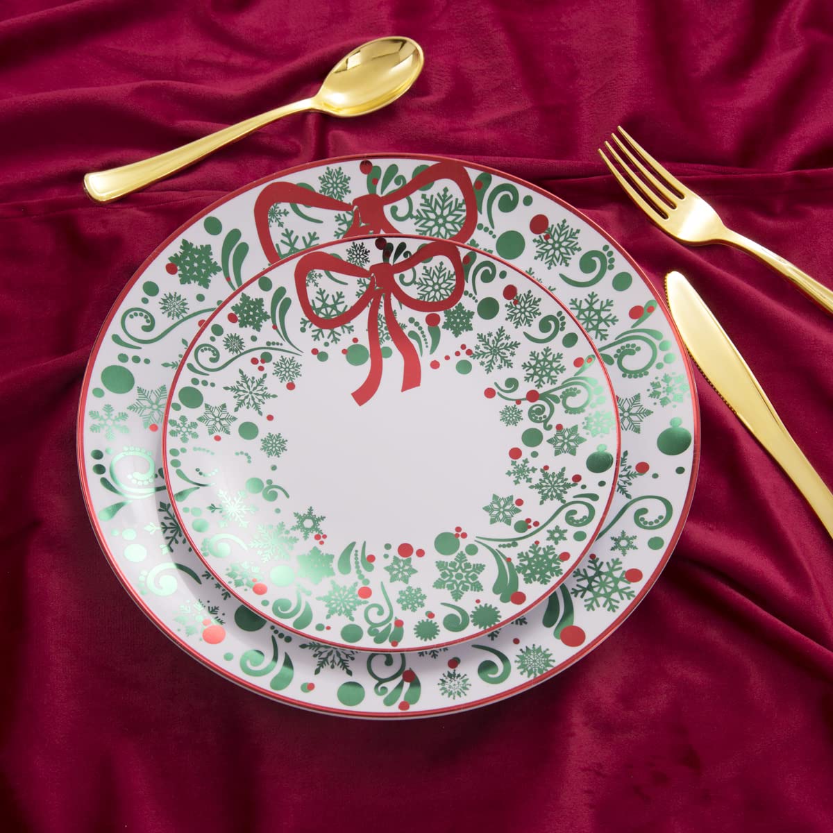 175-Piece Christmas Party Dinnerware Set - 25 Dinner Plates, 25 Dessert Plates, 25 Forks, 25 Knives, 25 Spoons, 25 Cups & 25 Holiday Napkins - Disposable Plastic Tableware for Christmas Celebrations, Family Gatherings & Holiday Parties