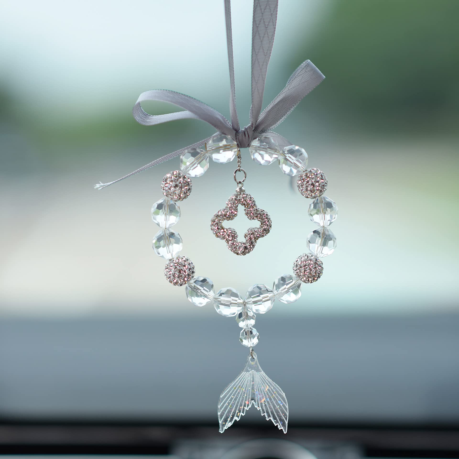 Lucky Clover Car Crystal Ornament Pendant - Elegant Rearview Mirror & Window Decor for All Vehicles | Perfect for Gifts, Feng Shui, and Positive Energy in Your Car