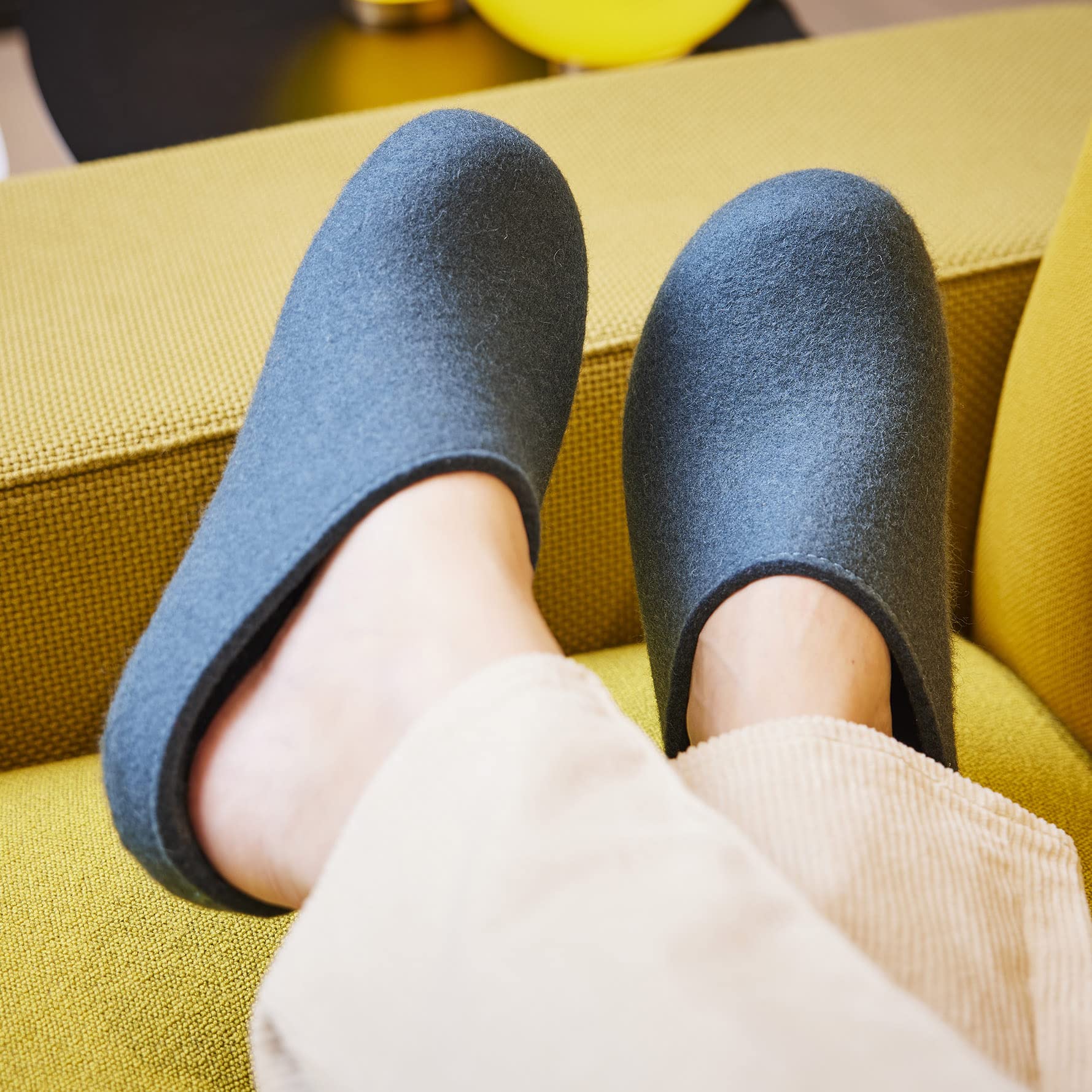 HAFLINGER Women's Wool Felt Low-Top Slippers - Cozy Indoor/Outdoor House Shoes for Comfort & Warmth - Perfect for Home, Office & Relaxation