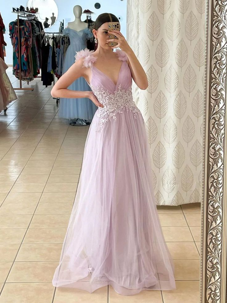 Elegant A-Line V-Neck Tulle Prom Dress for Women - Long Formal Party Gown 2423 | Perfect for Homecoming, Prom Night, and Evening Events