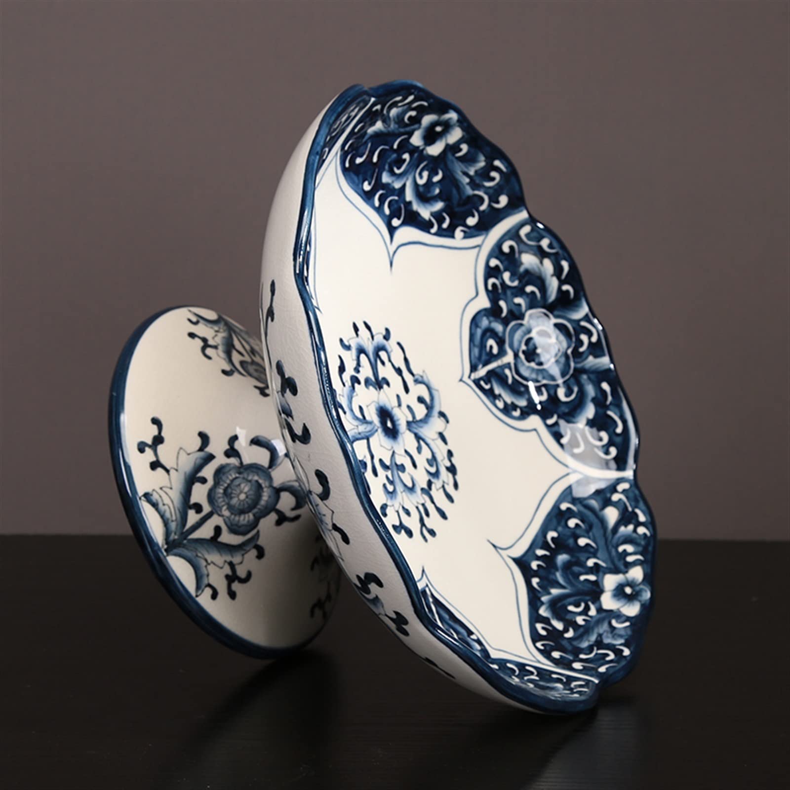 Blue and White Ceramic Fruit Bowl - Creative Decorative Serving Tray for Living Room Coffee Table, Snack Storage Plate for Dried Fruits, Vegetables, Salad, and Fresh Fruits - Perfect for Entertaining and Home Decor