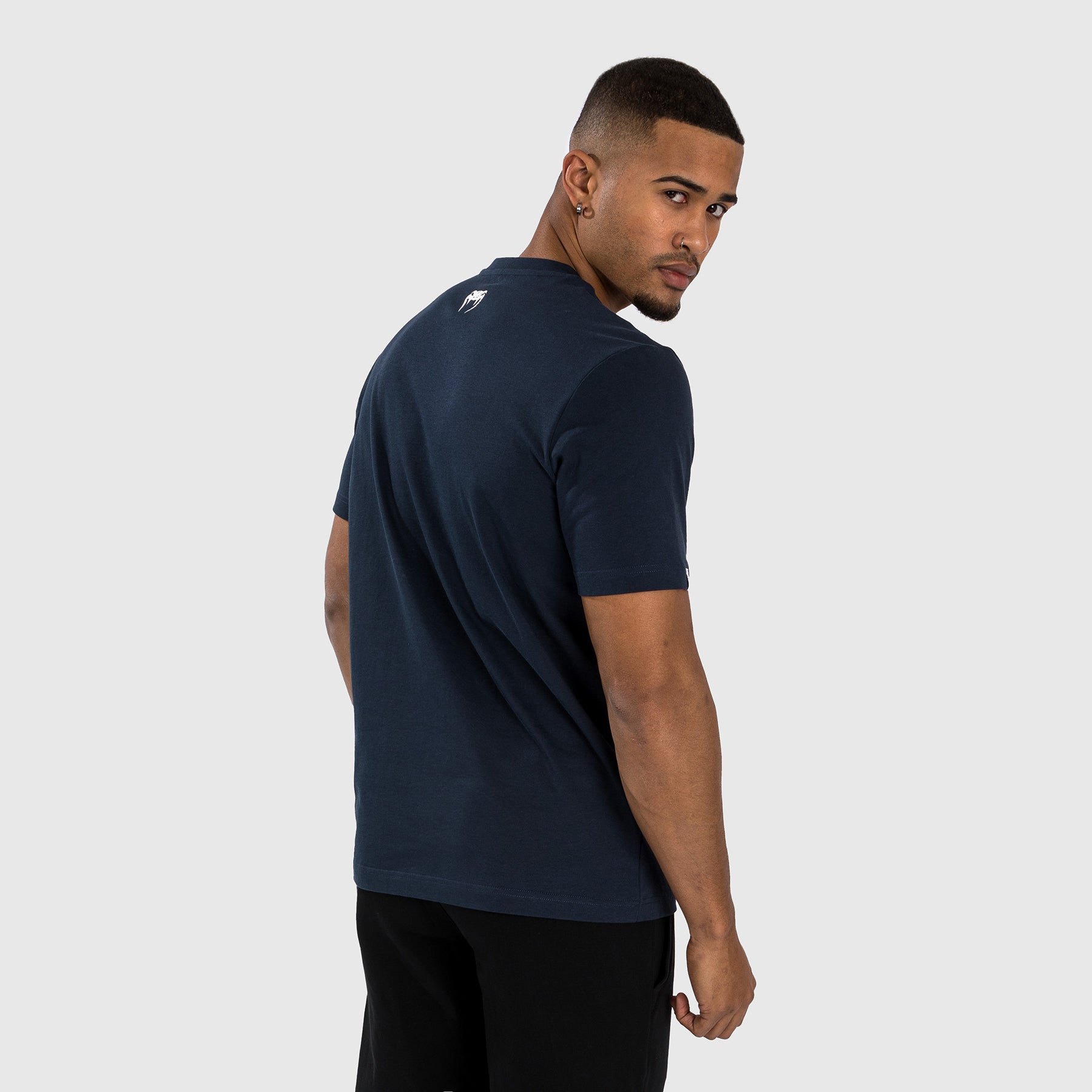 Venum Made in Fightland MMA Training T-Shirt - Navy Blue & White - Perfect for MMA, Boxing & Fitness Workouts